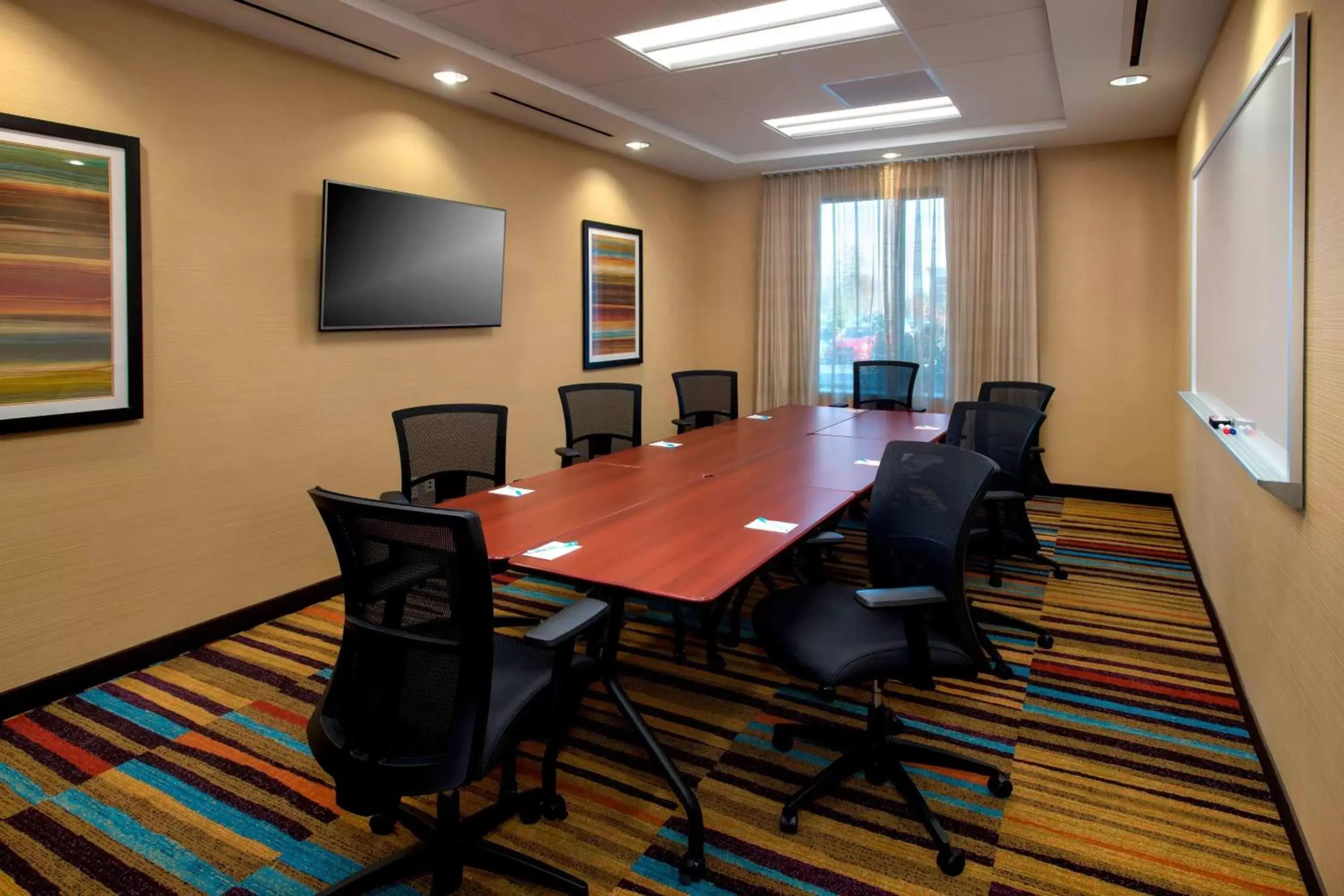 Meeting/conference room in Fairfield Inn & Suites by Marriott Syracuse Carrier Circle