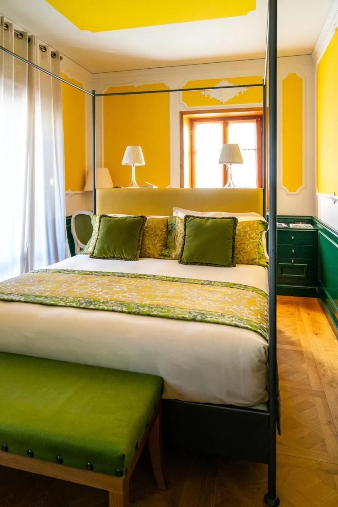 Bed in Ambra Cortina Luxury&Fashion Hotel