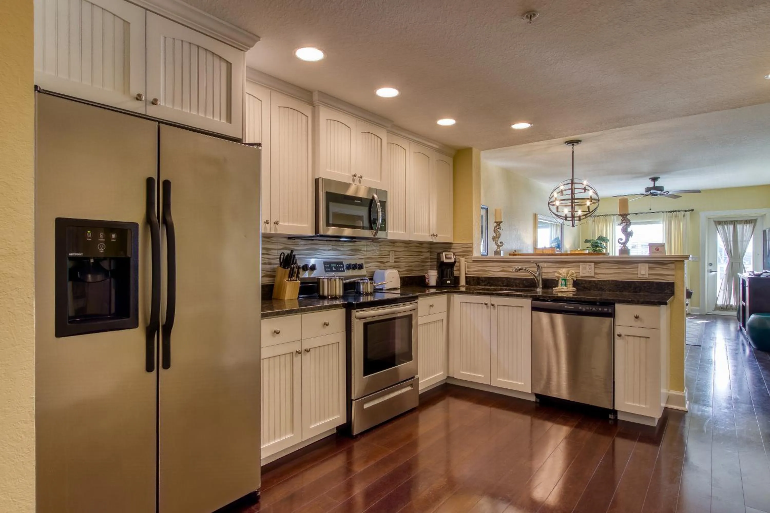 kitchen in New Hotel Collection Harbourside