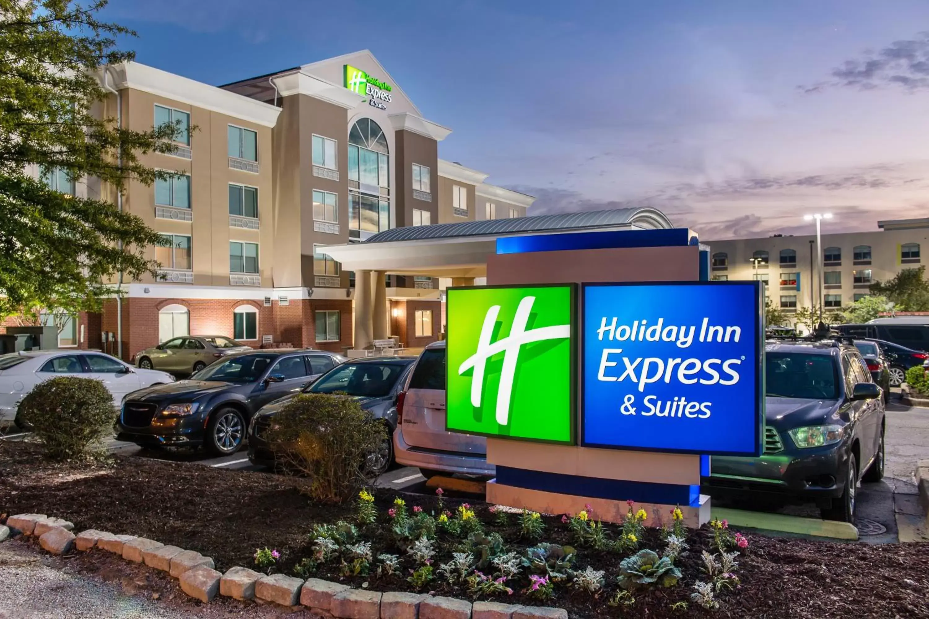 Property Building in Holiday Inn Express & Suites Columbia-I-26 @ Harbison Blvd, an IHG Hotel