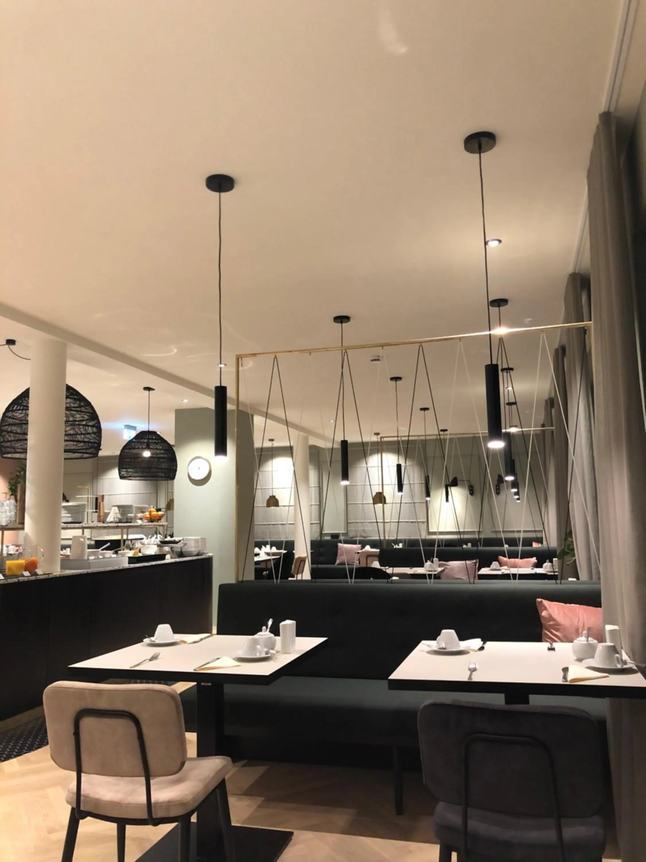 Restaurant/places to eat in Hotel Garni Maximilian