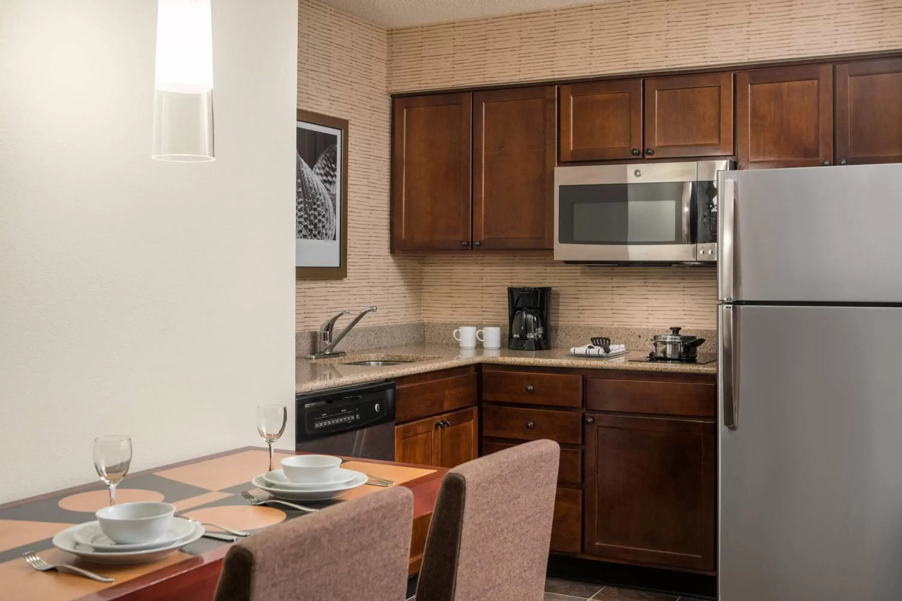 Kitchen or kitchenette, Kitchen/Kitchenette in Residence Inn by Marriott Cypress Los Alamitos