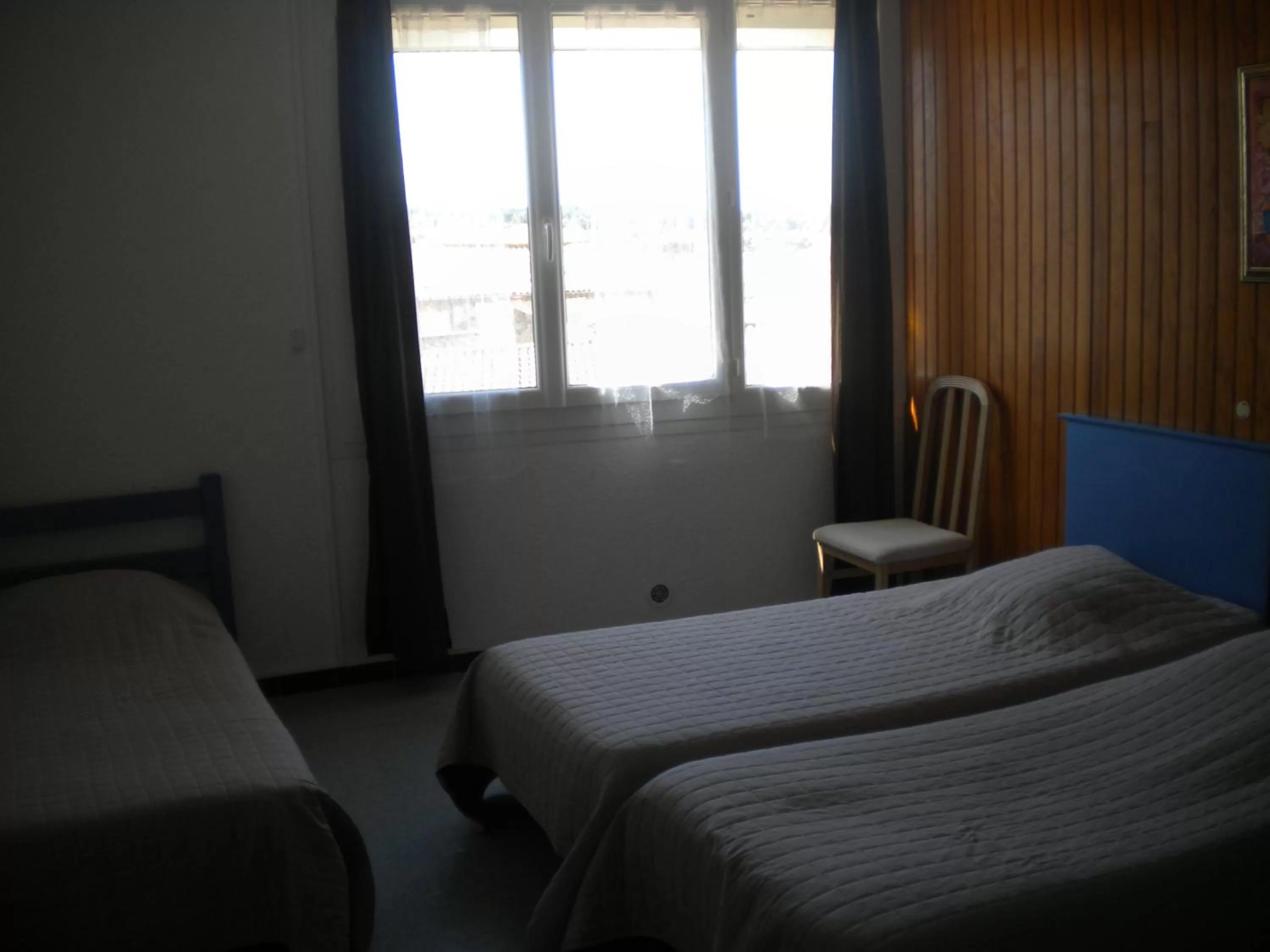 Bedroom, Bed in L 'Acropole