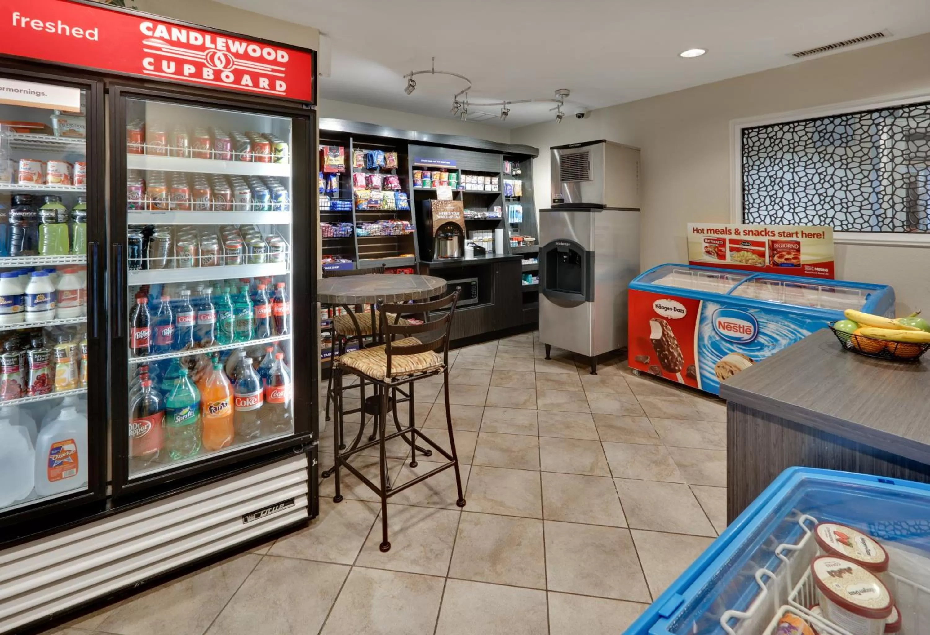 Breakfast in Candlewood Suites Dallas Market Center-Love Field by IHG