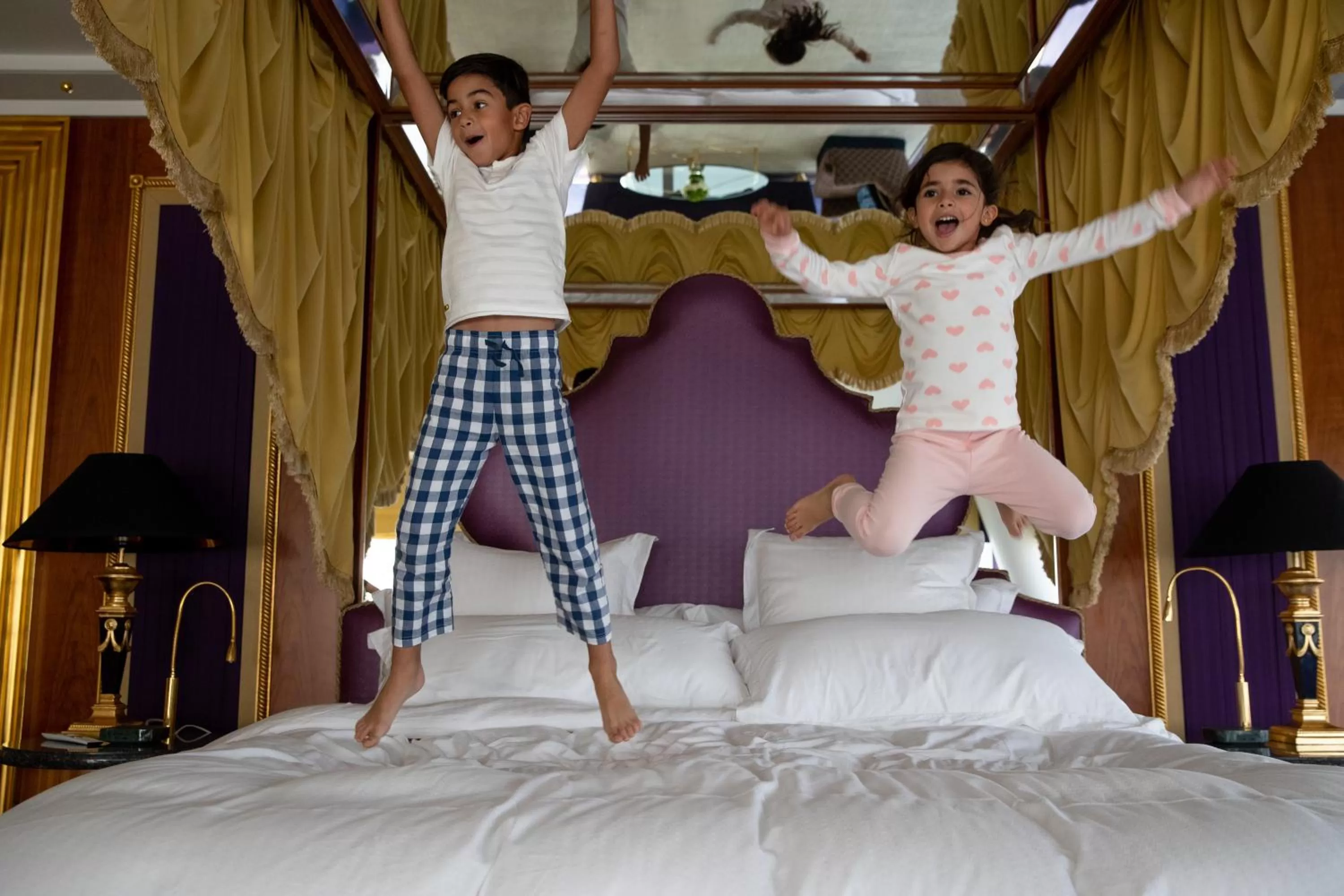 Bedroom, Bed in Jumeirah Burj Al Arab Dubai