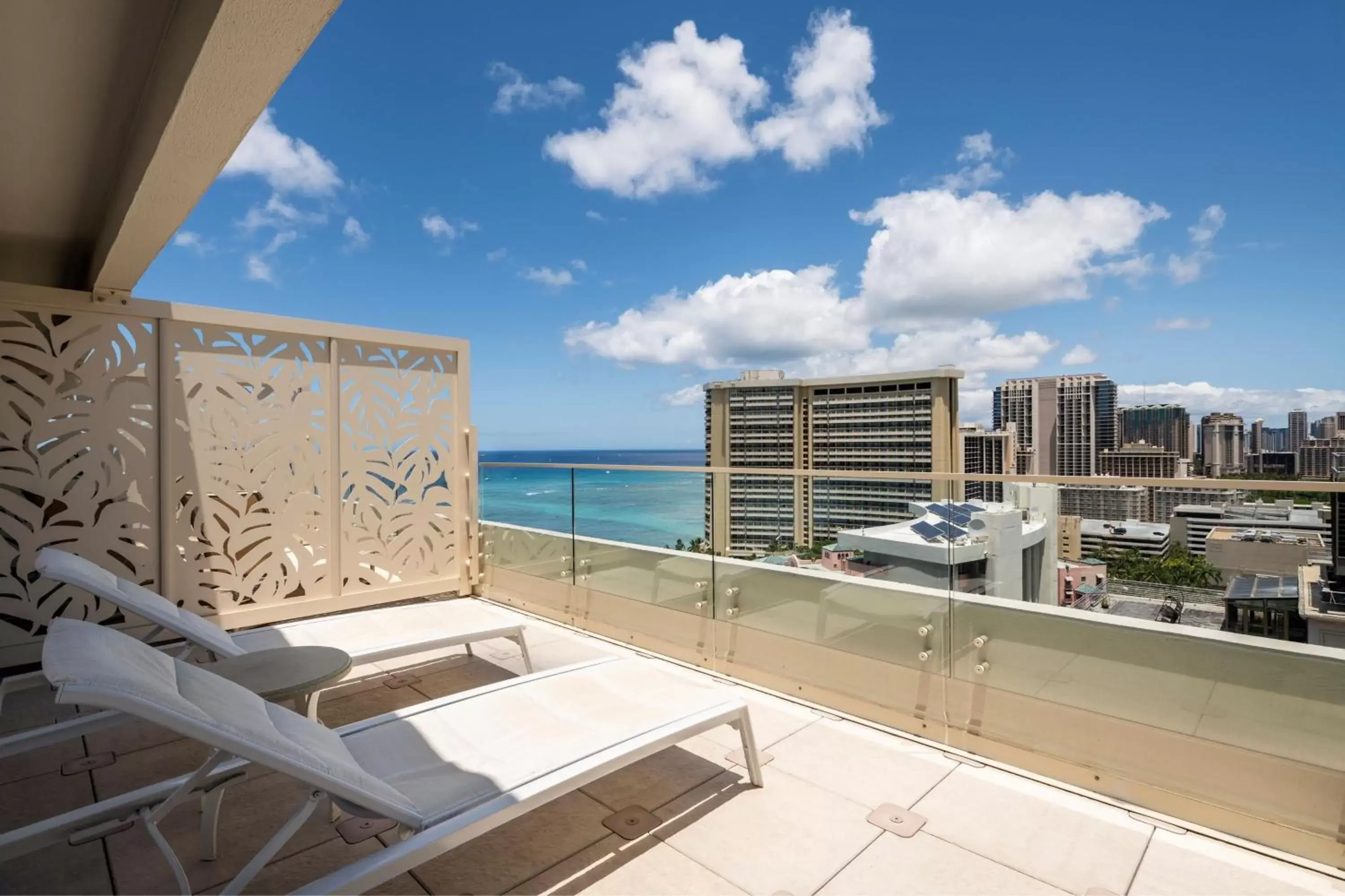 Photo of the whole room in Moana Surfrider, A Westin Resort & Spa, Waikiki Beach