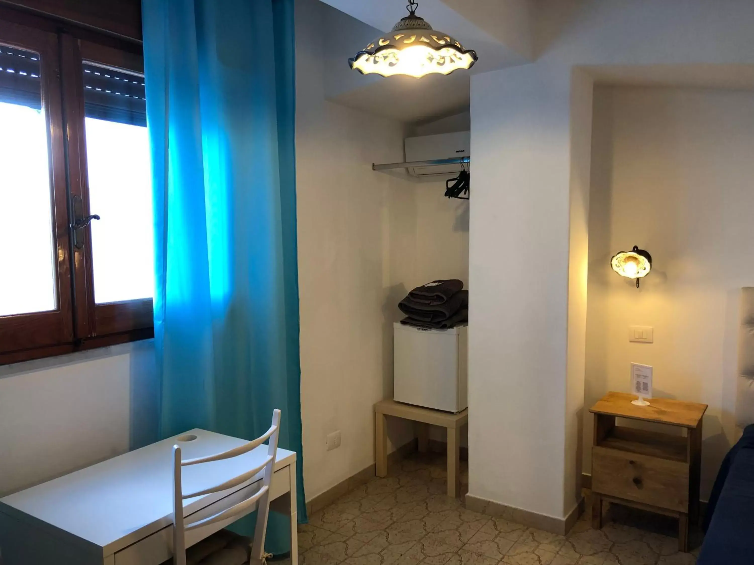 Communal lounge/ TV room, Bed in B&B Villa sul Mare