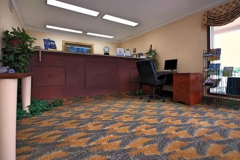 Business facilities, Lobby/Reception in Americas Best Value Inn Killeen Ft Hood