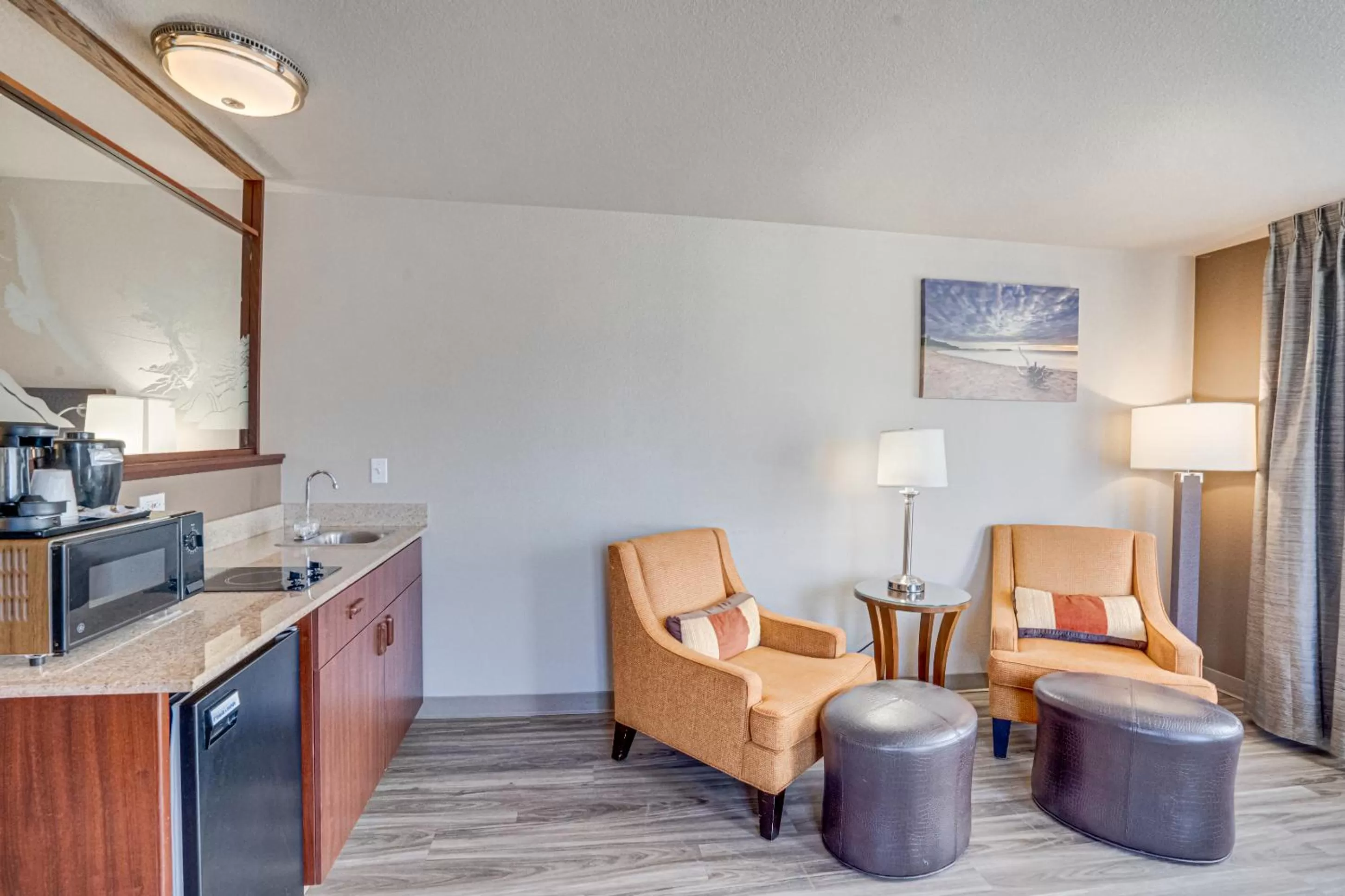 Coffee/tea facilities in The Ashley Inn & Suites