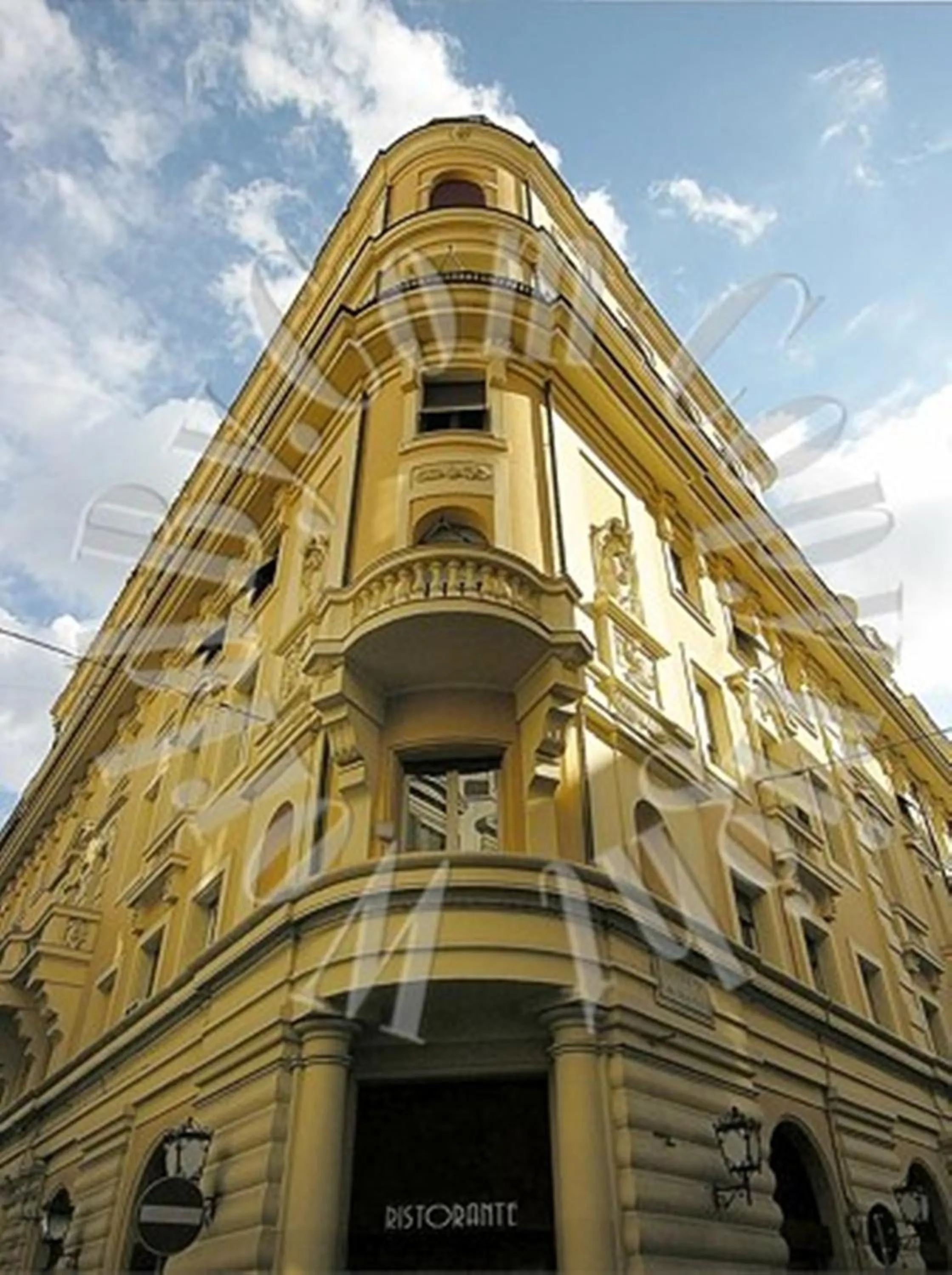 Property building in Target Inn Rooms