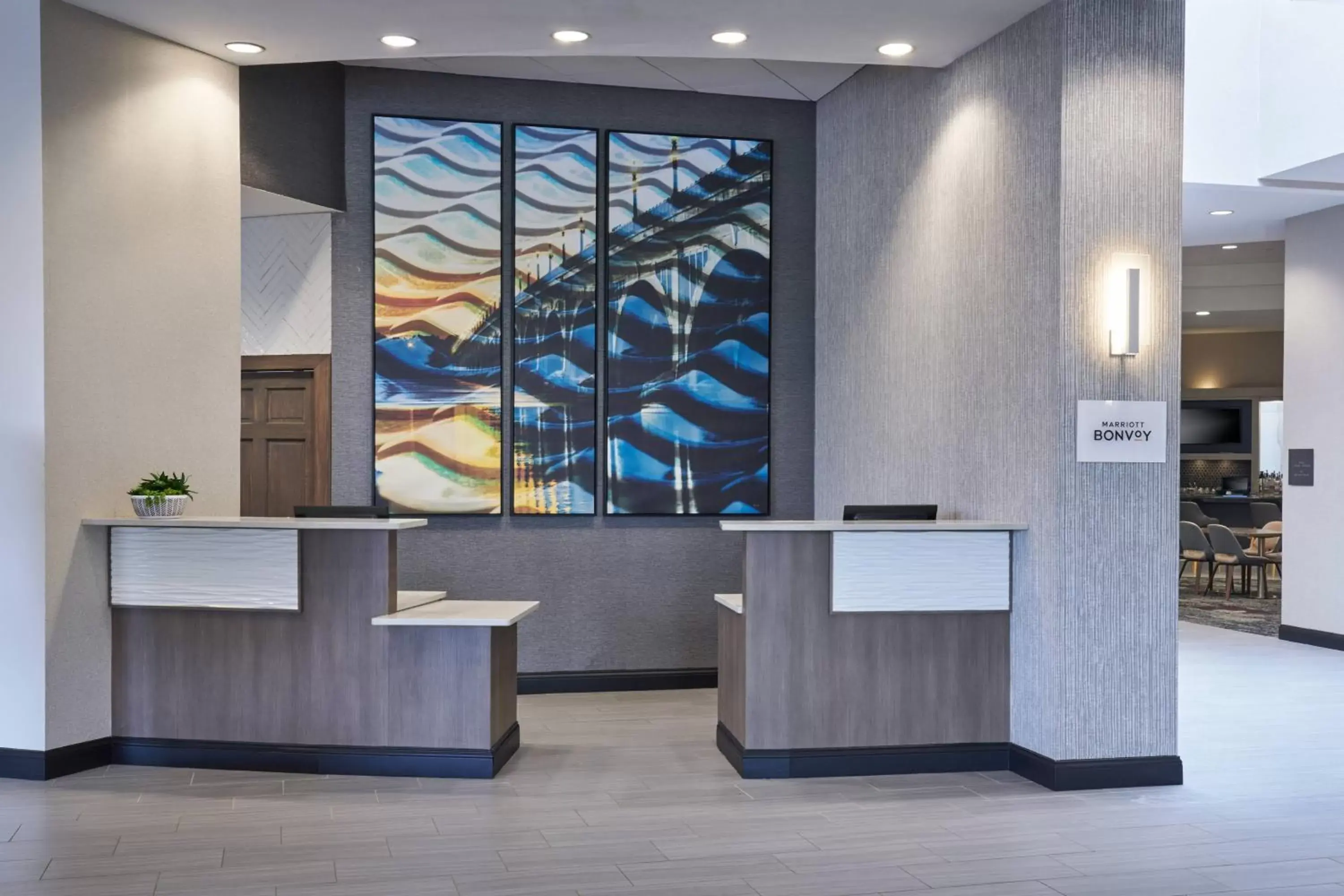 Lobby or reception in Delta Hotels by Marriott Detroit Novi