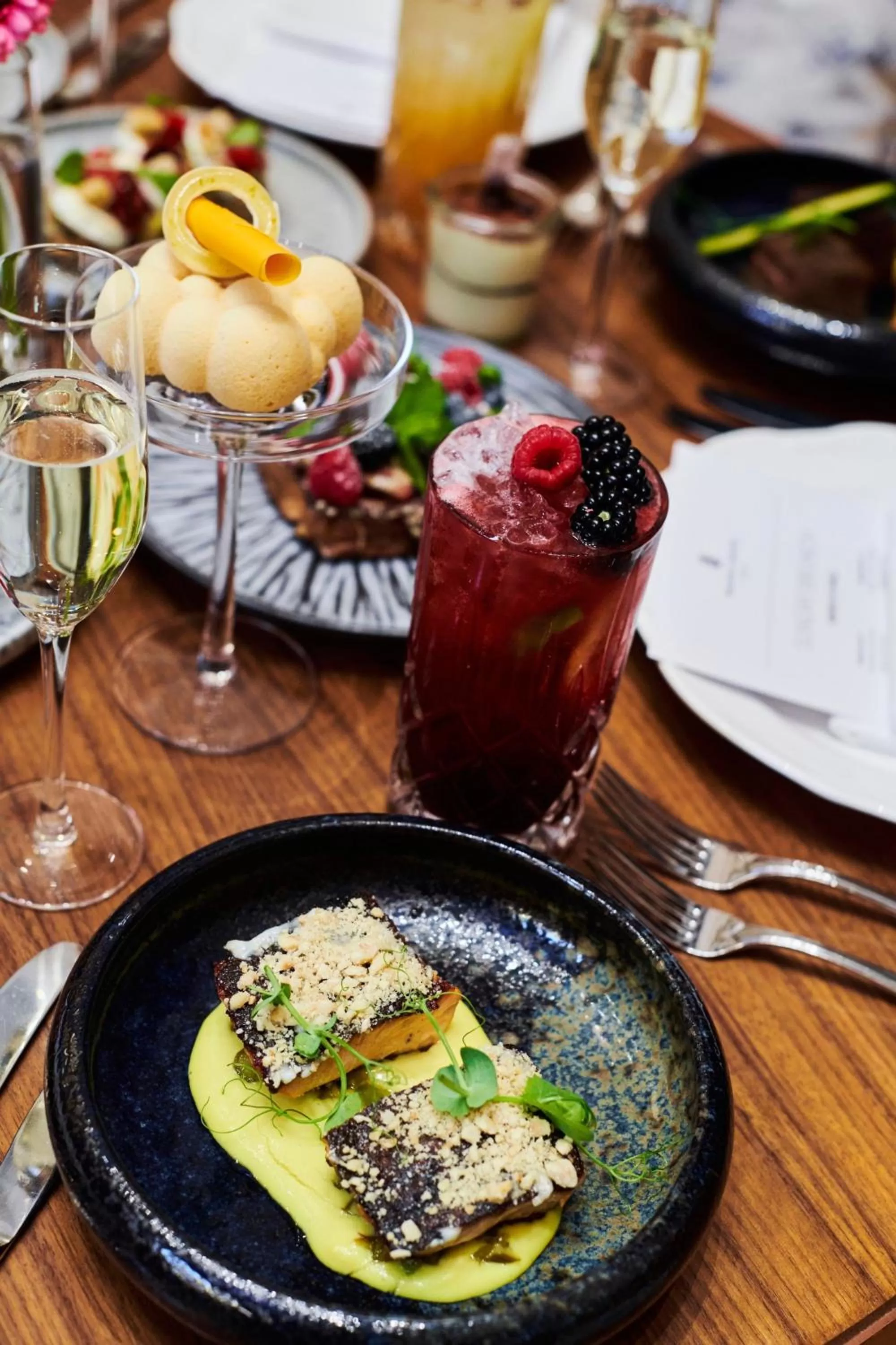 Restaurant/places to eat in Al Habtoor Palace Budapest, Preferred Hotels & Resorts