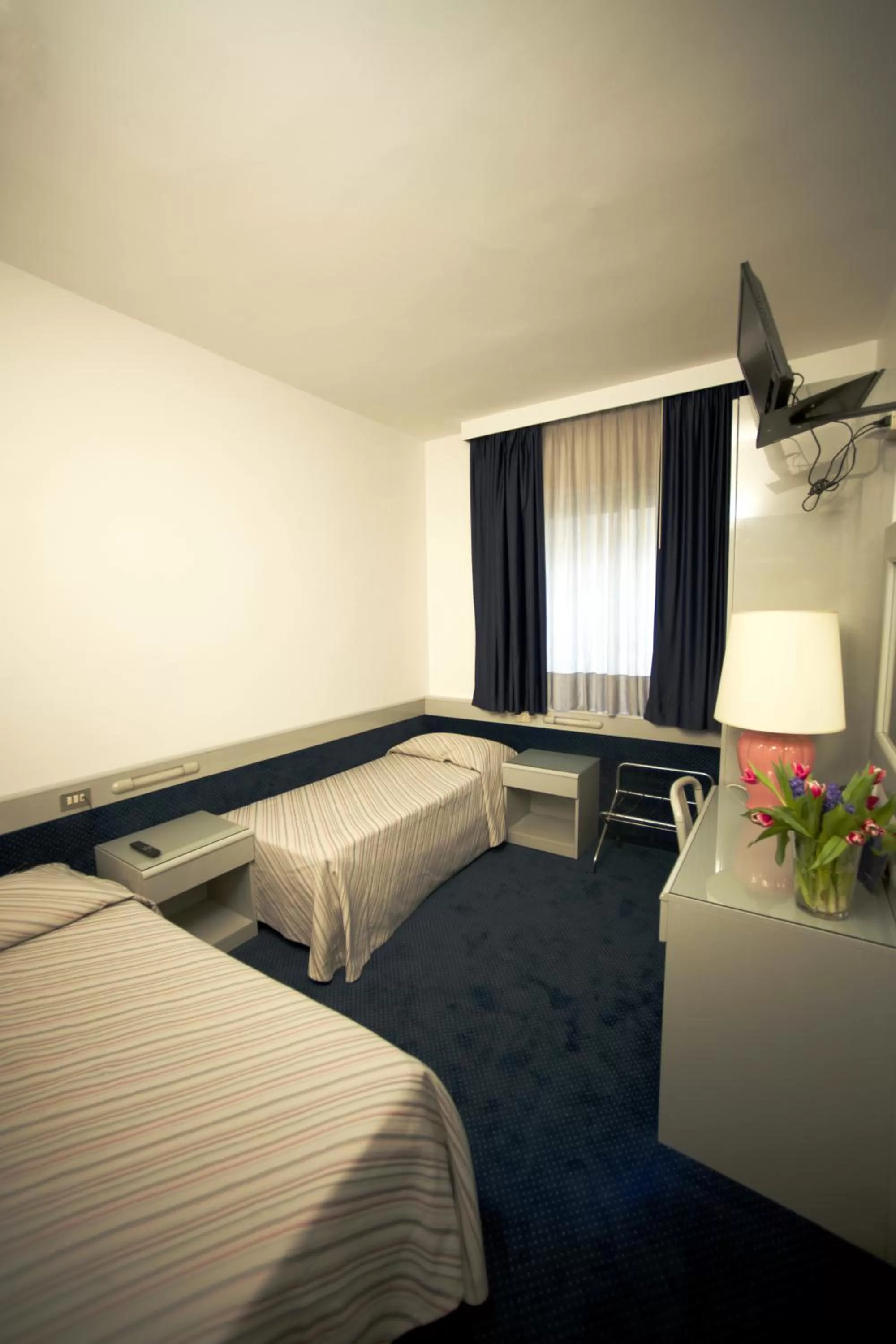 Photo of the whole room, Bed in Club Hotel