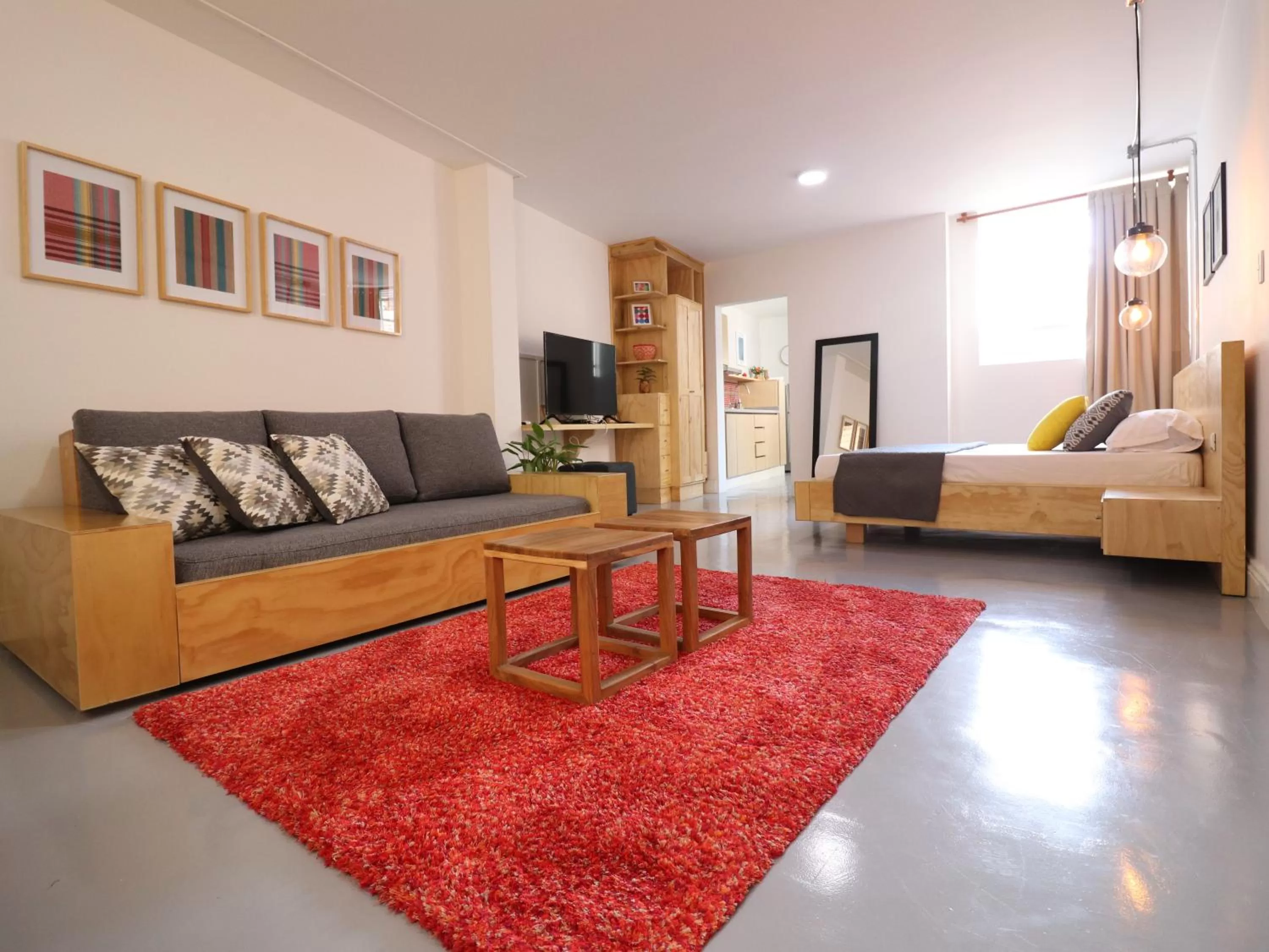 Seating Area in 554 Apartments