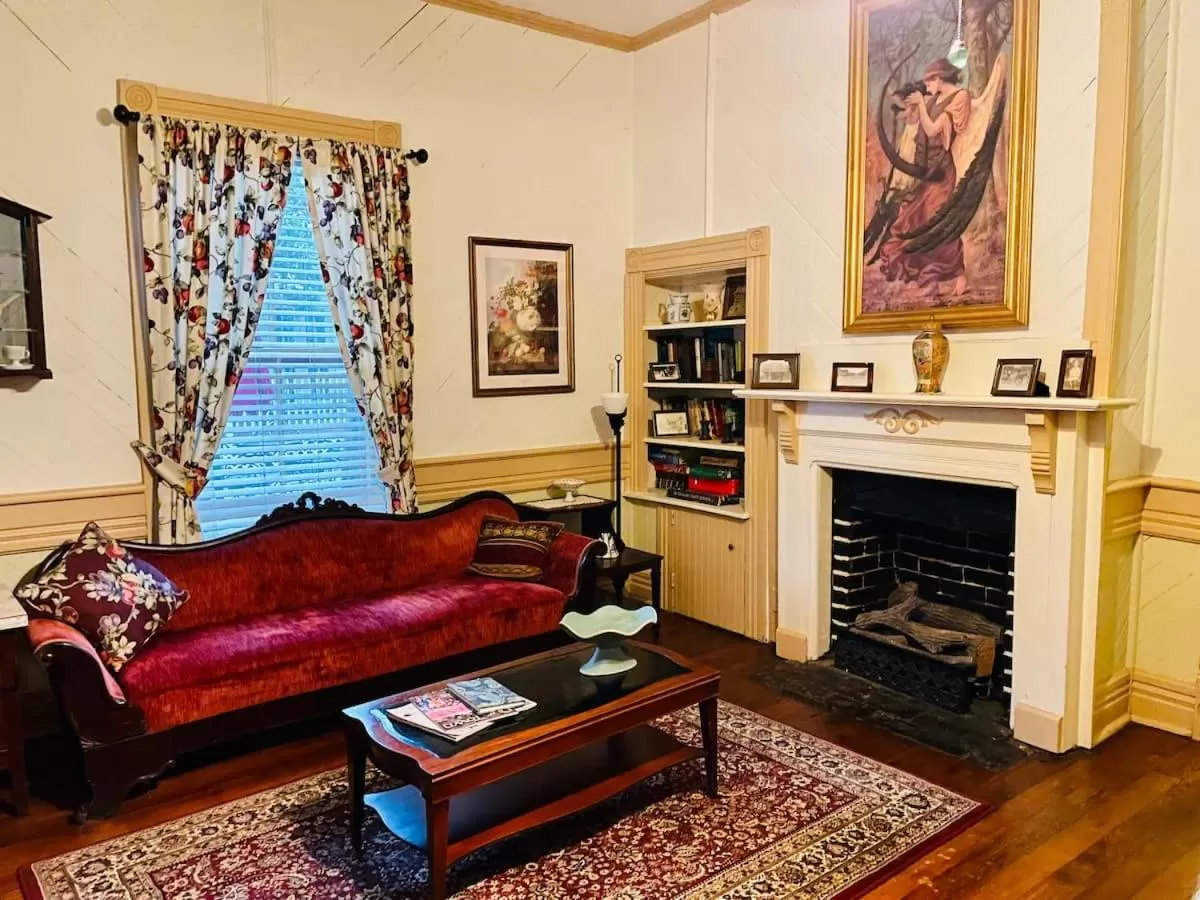 Seating Area in Grady House Bed and Breakfast