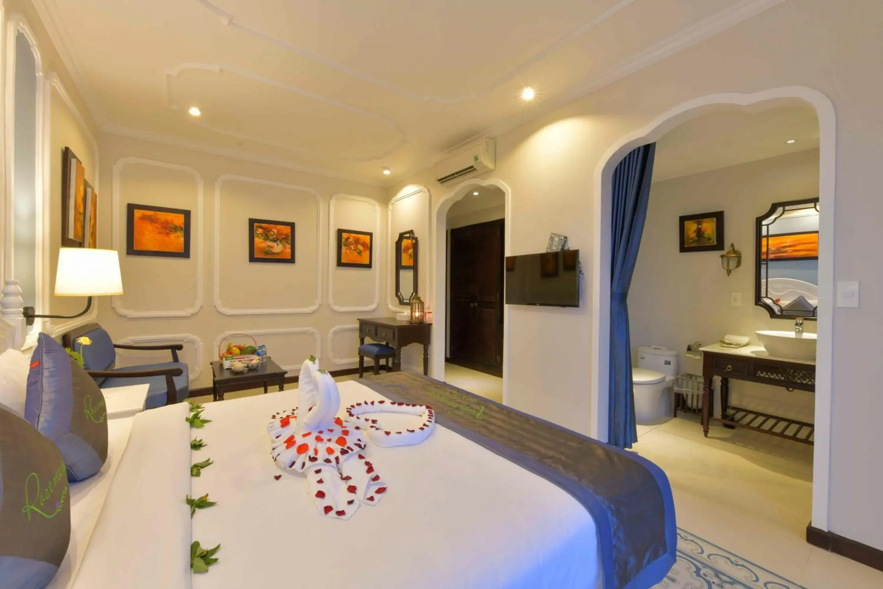Bedroom in Hoi An Rosemary Boutique Hotel & Spa