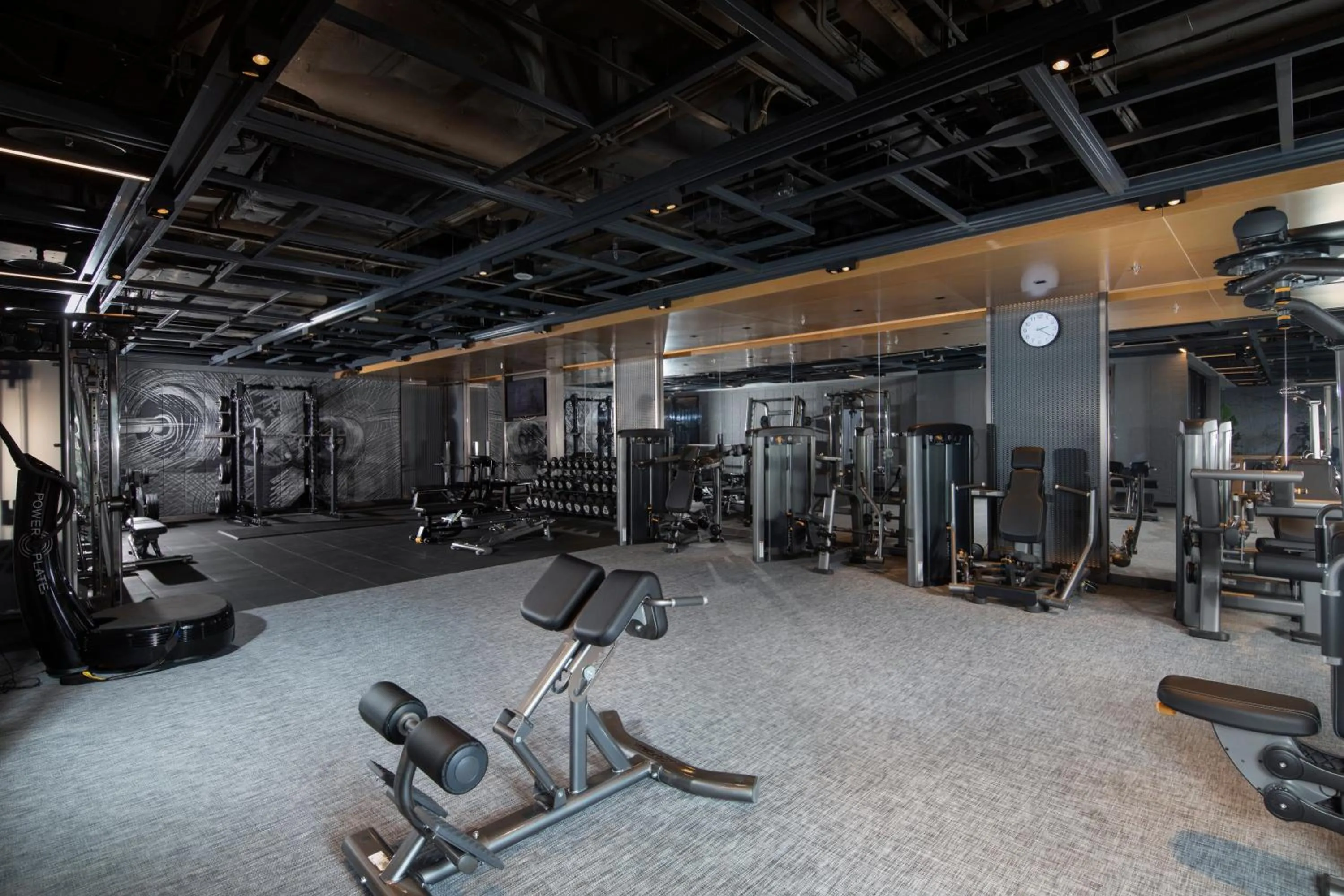 Fitness centre/facilities in M Social Hotel Suzhou