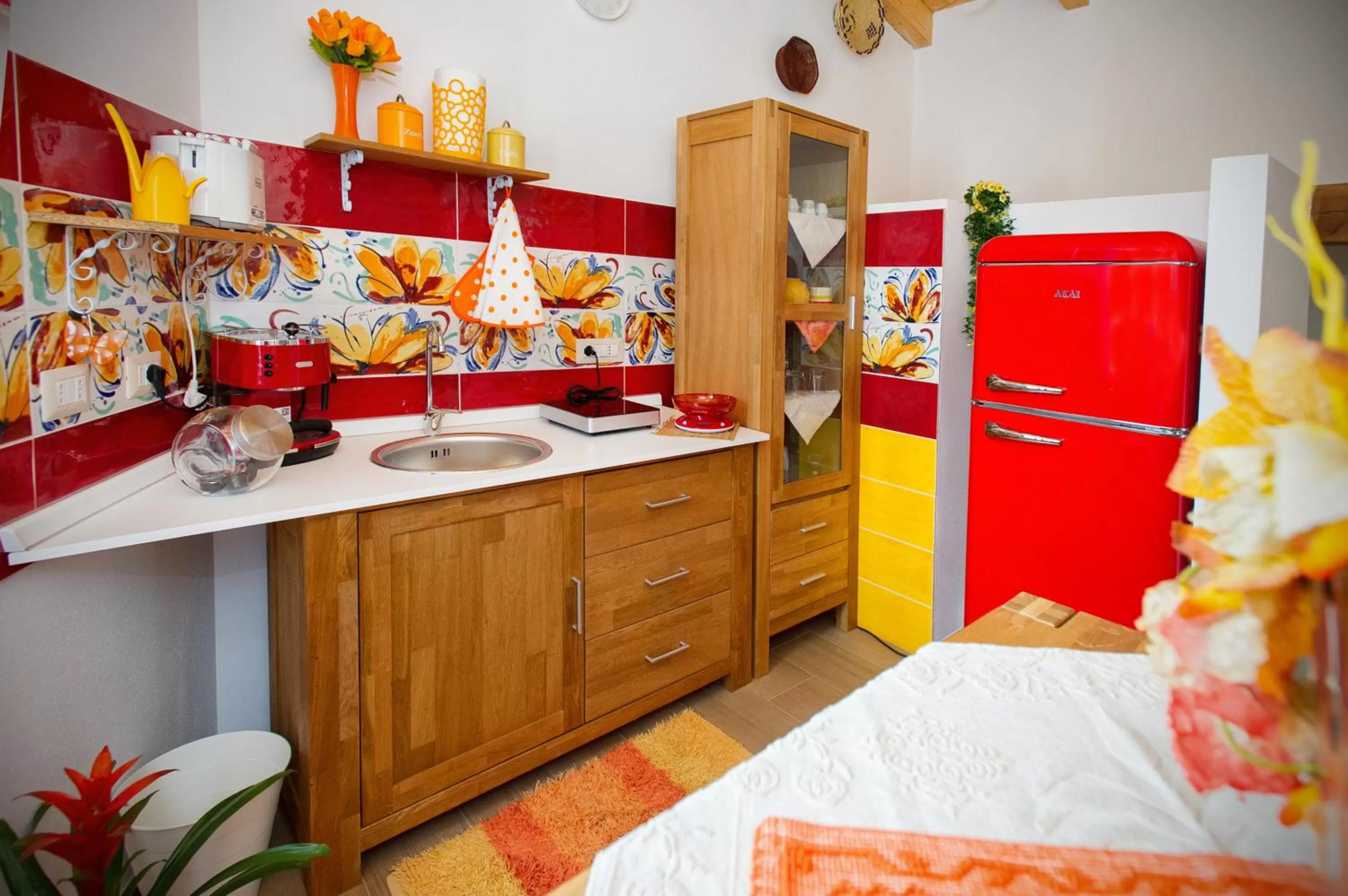 Kitchen/Kitchenette in Holiday Room Sa Tebia
