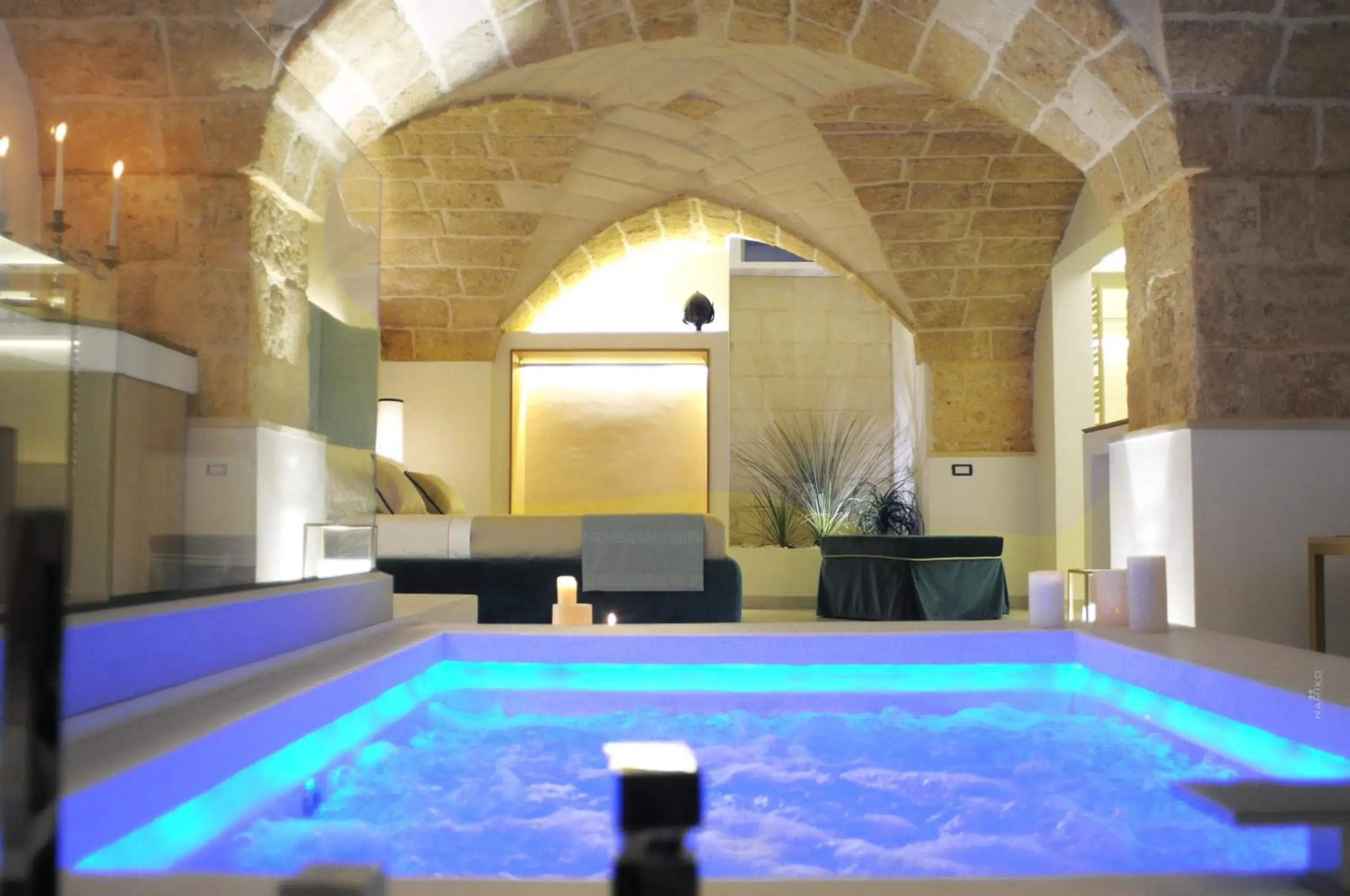 Photo of the whole room, Swimming Pool in La Dimora delle Fate Luxury & SPA