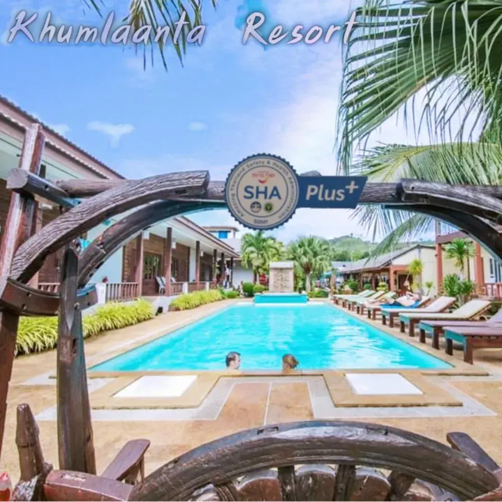 Swimming Pool in Khum Laanta Resort - SHA Extra Plus