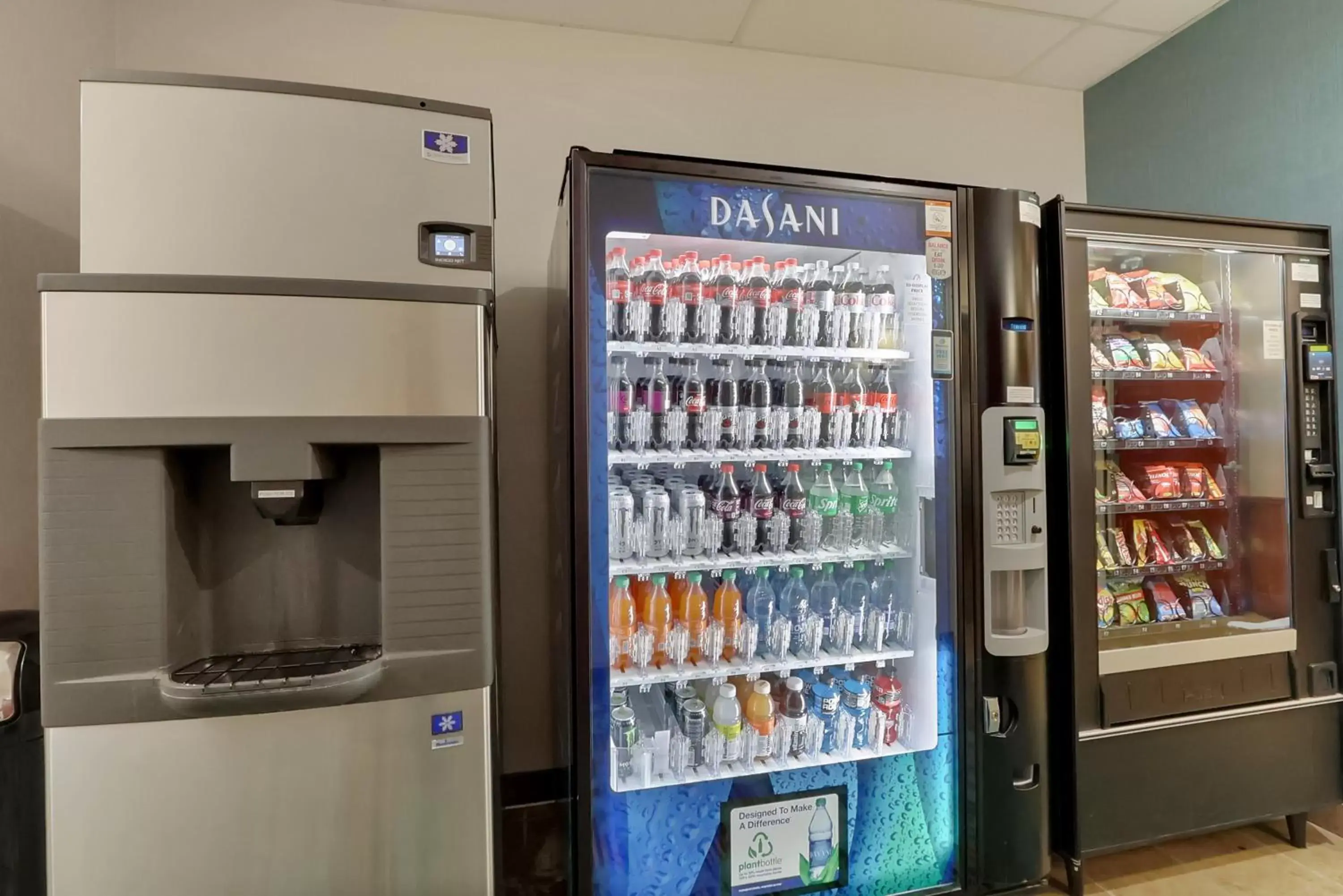 vending machine in Best Western Liberty Inn DuPont JBLM