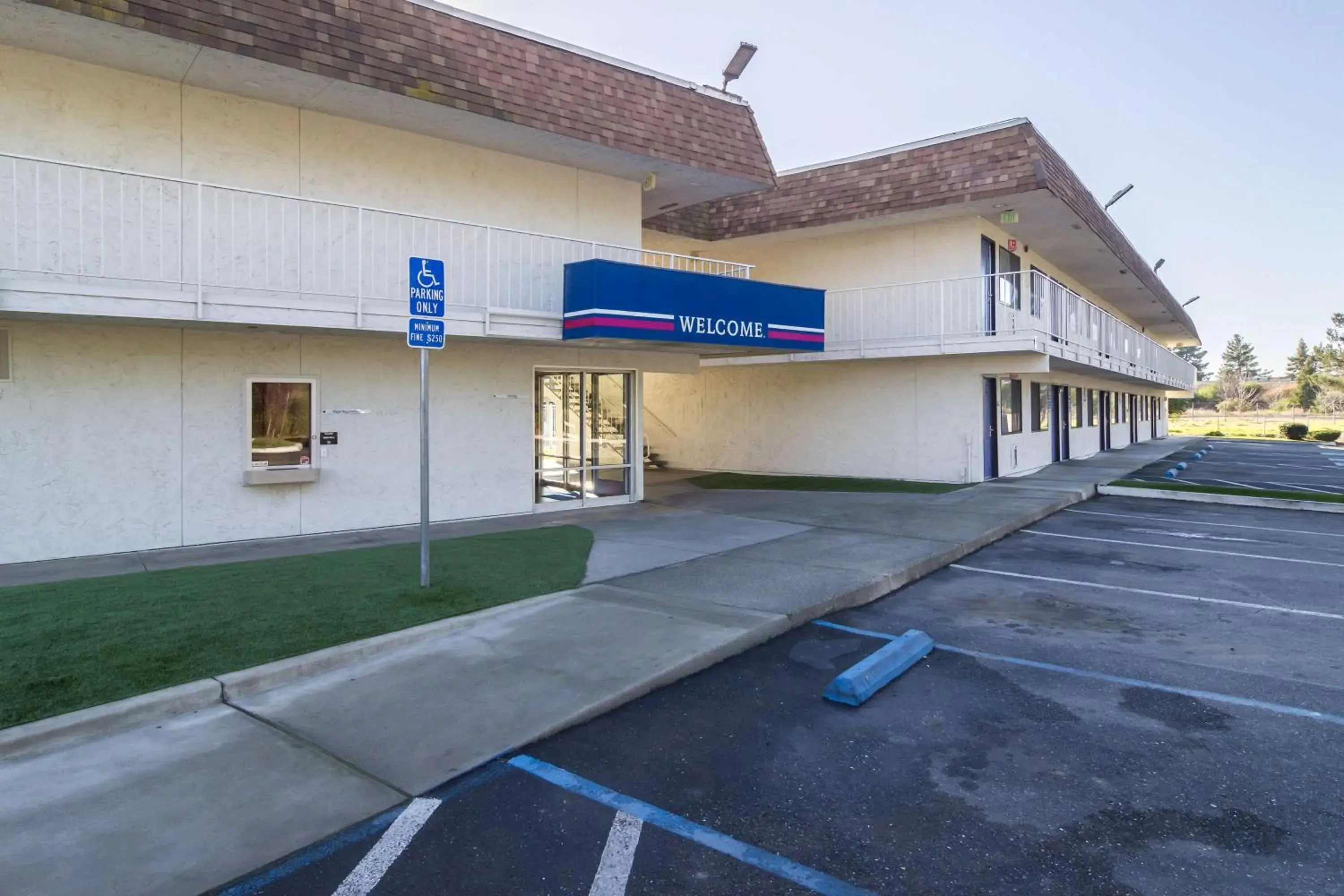 Property building in Motel 6-Oroville, CA Property building in Motel 6-Oroville, CA