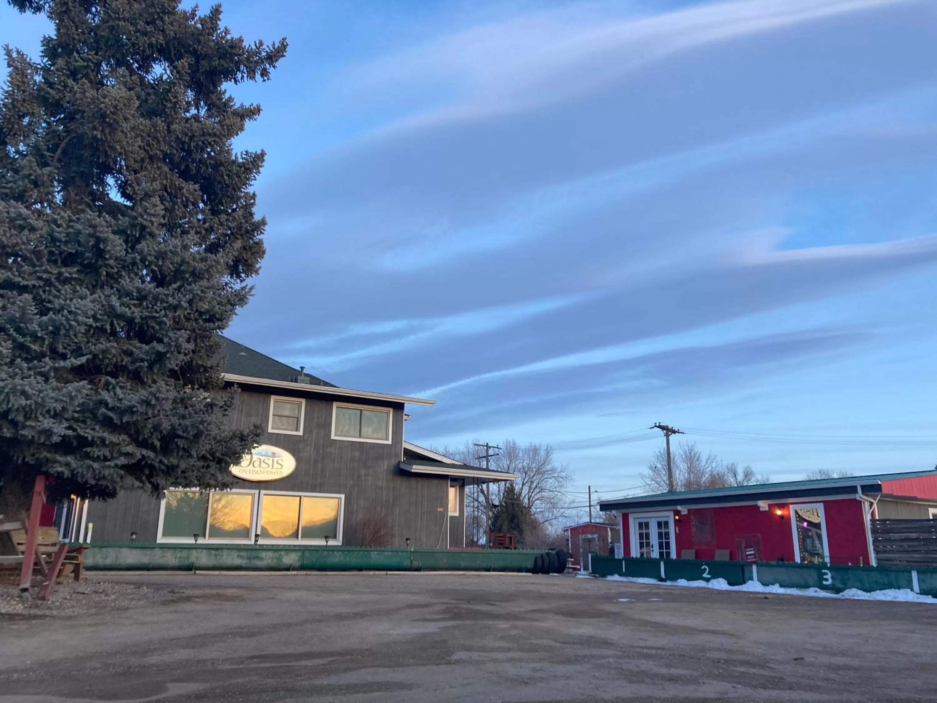 Property Building in The Oasis on Eisenhower