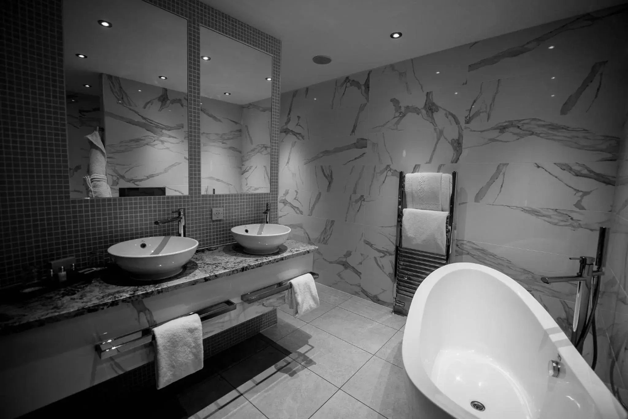 Bathroom in Busby Hotel