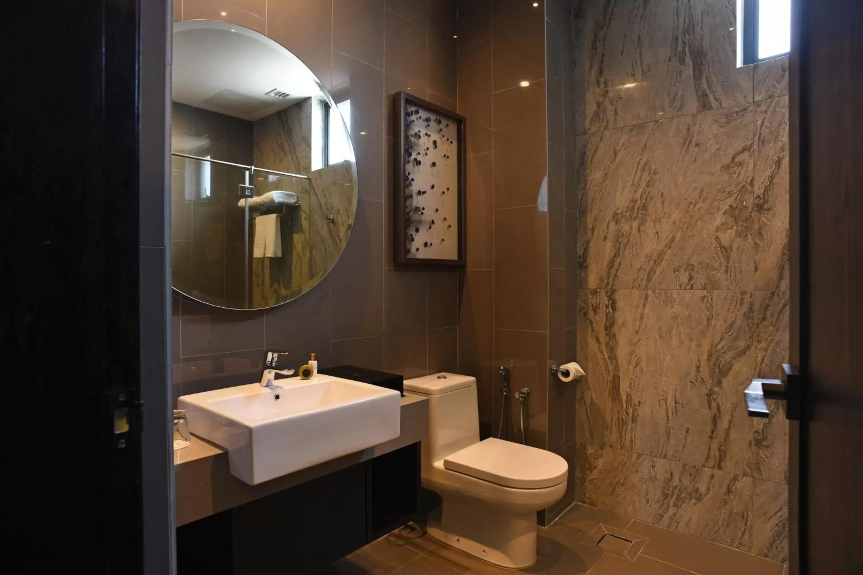 Bathroom in Vangohh Eminent Hotel & Spa