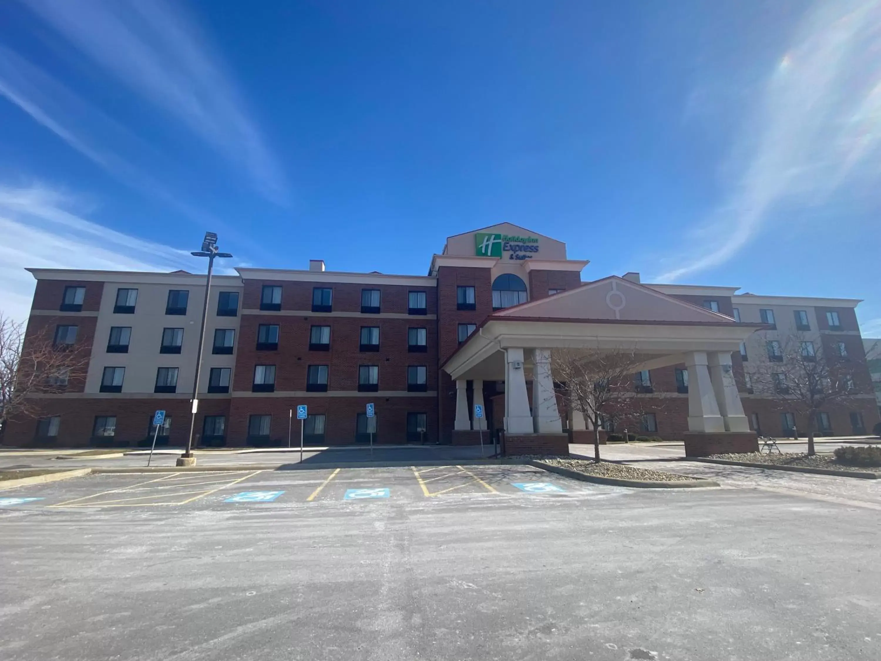 Property Building in Holiday Inn Express and Suites Detroit North-Troy, an IHG Hotel