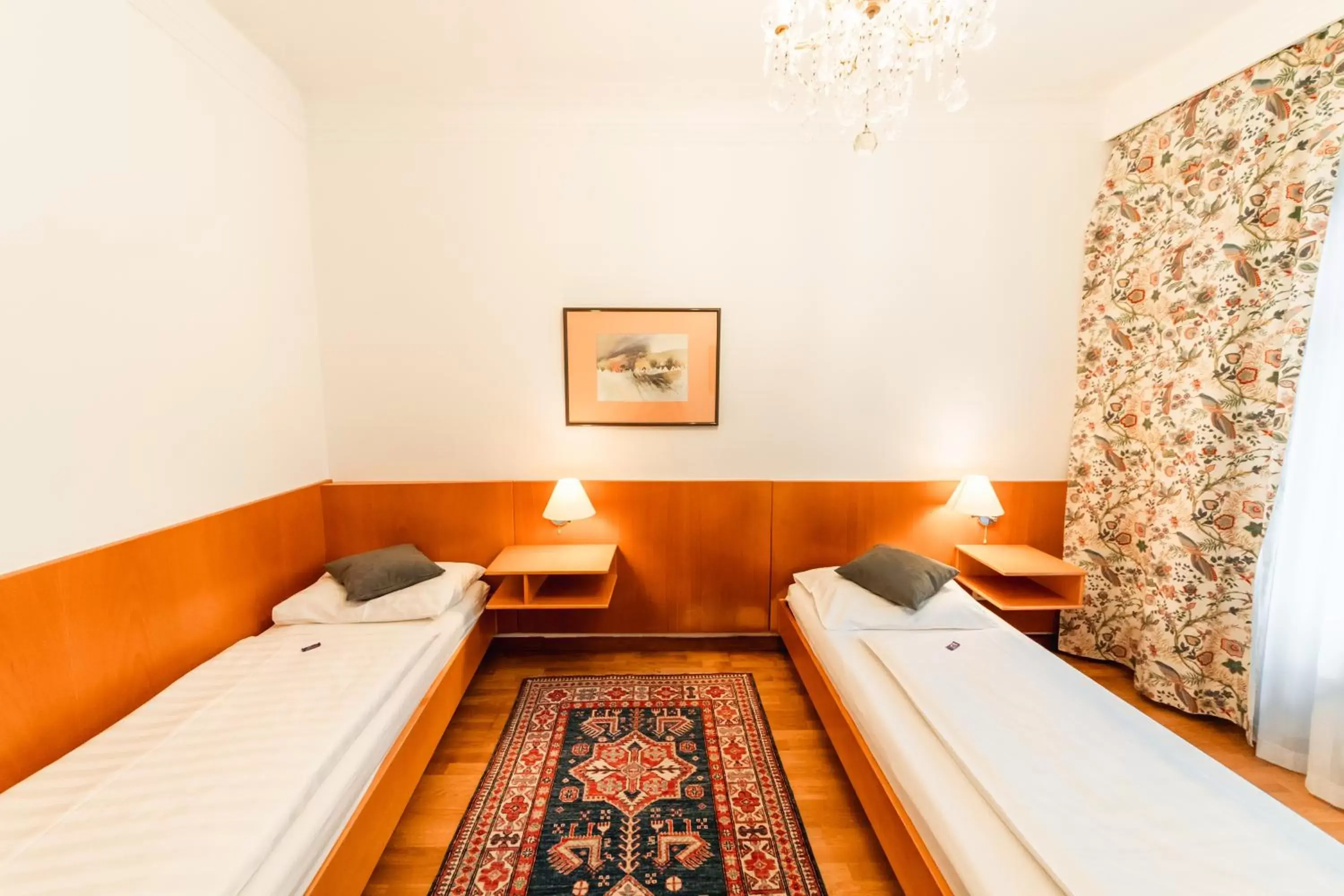 Twin Room - single occupancy in Hotel Markgraf Twin Room - single occupancy in Hotel Markgraf