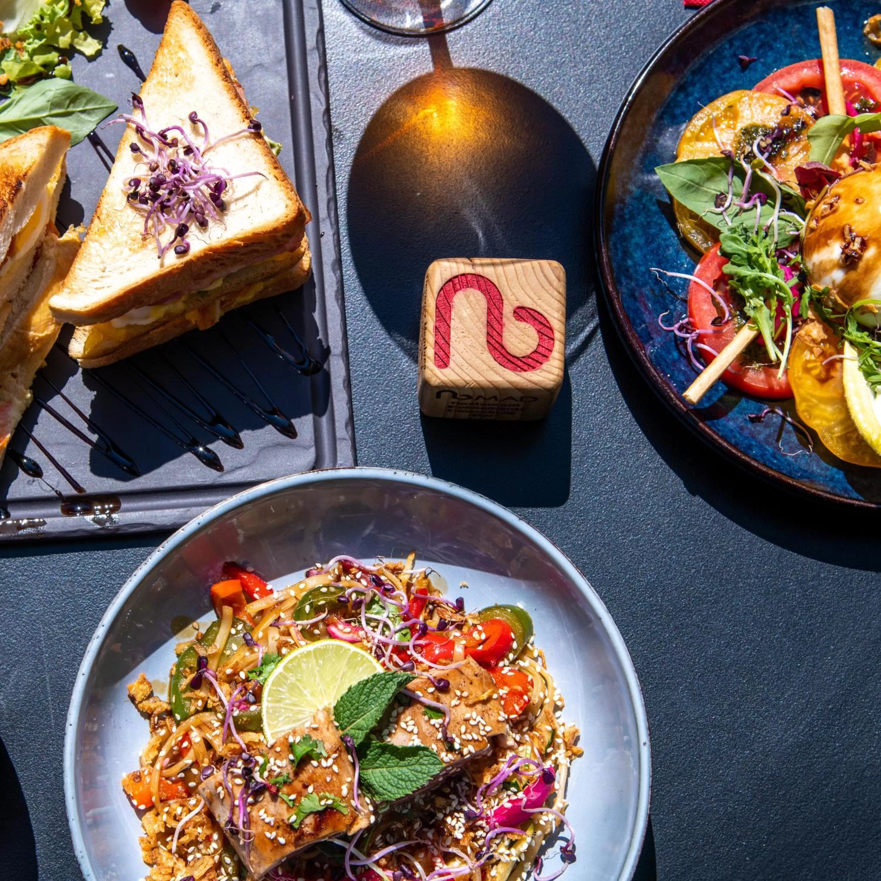 Restaurant/places to eat in ibis Aix en Provence