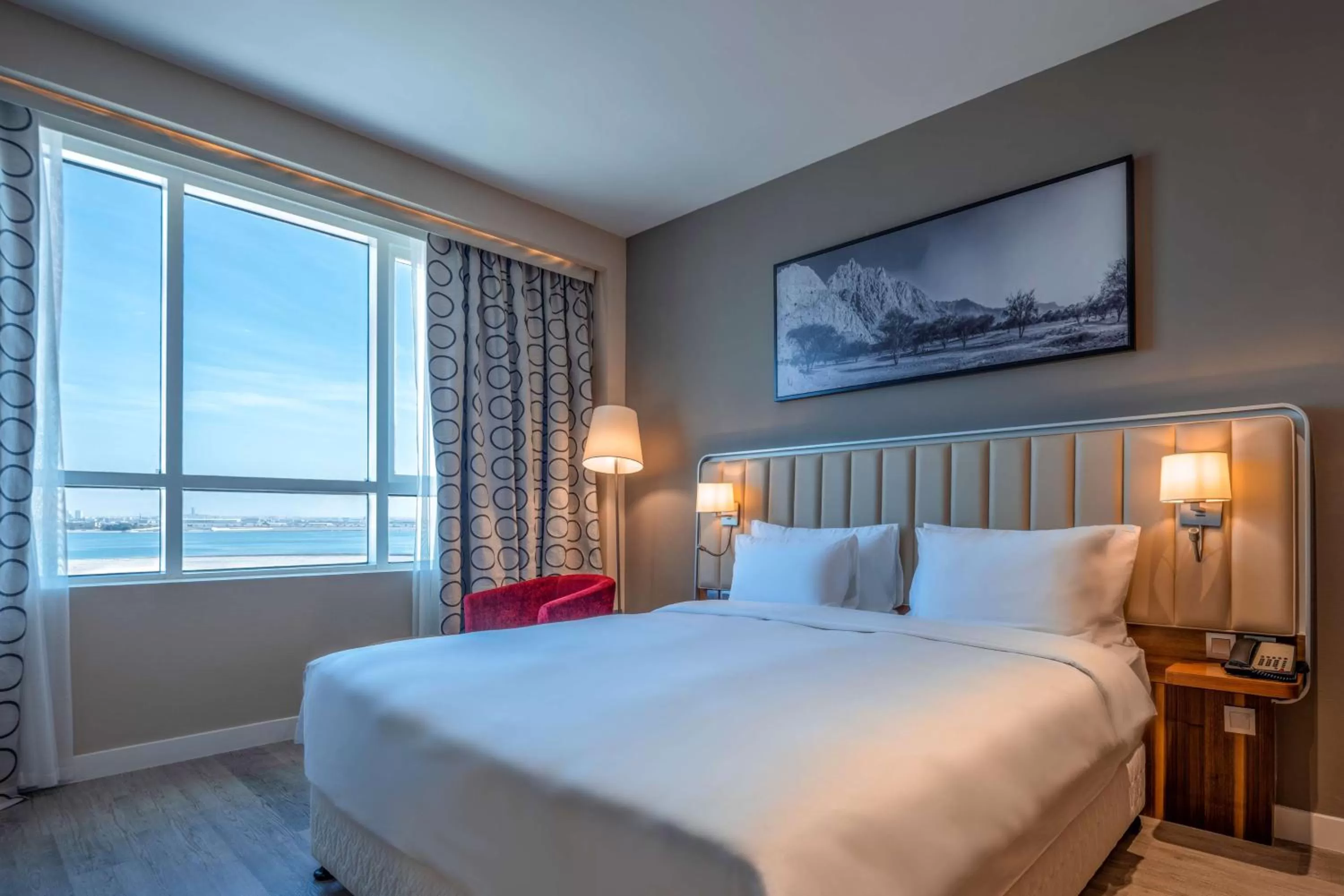 View (from property/room), Bed in Radisson Resort Ras Al Khaimah Marjan Island