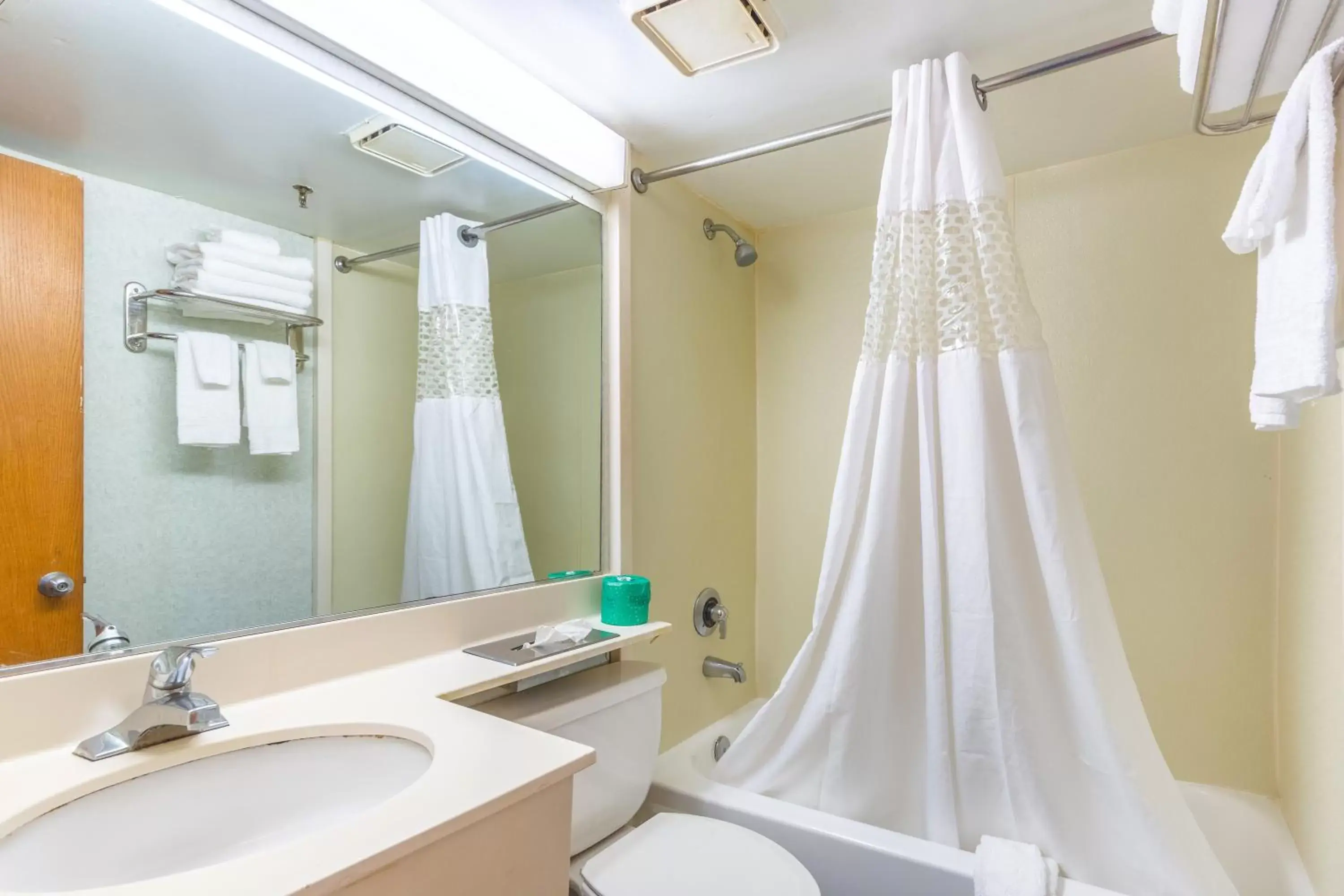 Bathroom in Seaview Hotel
