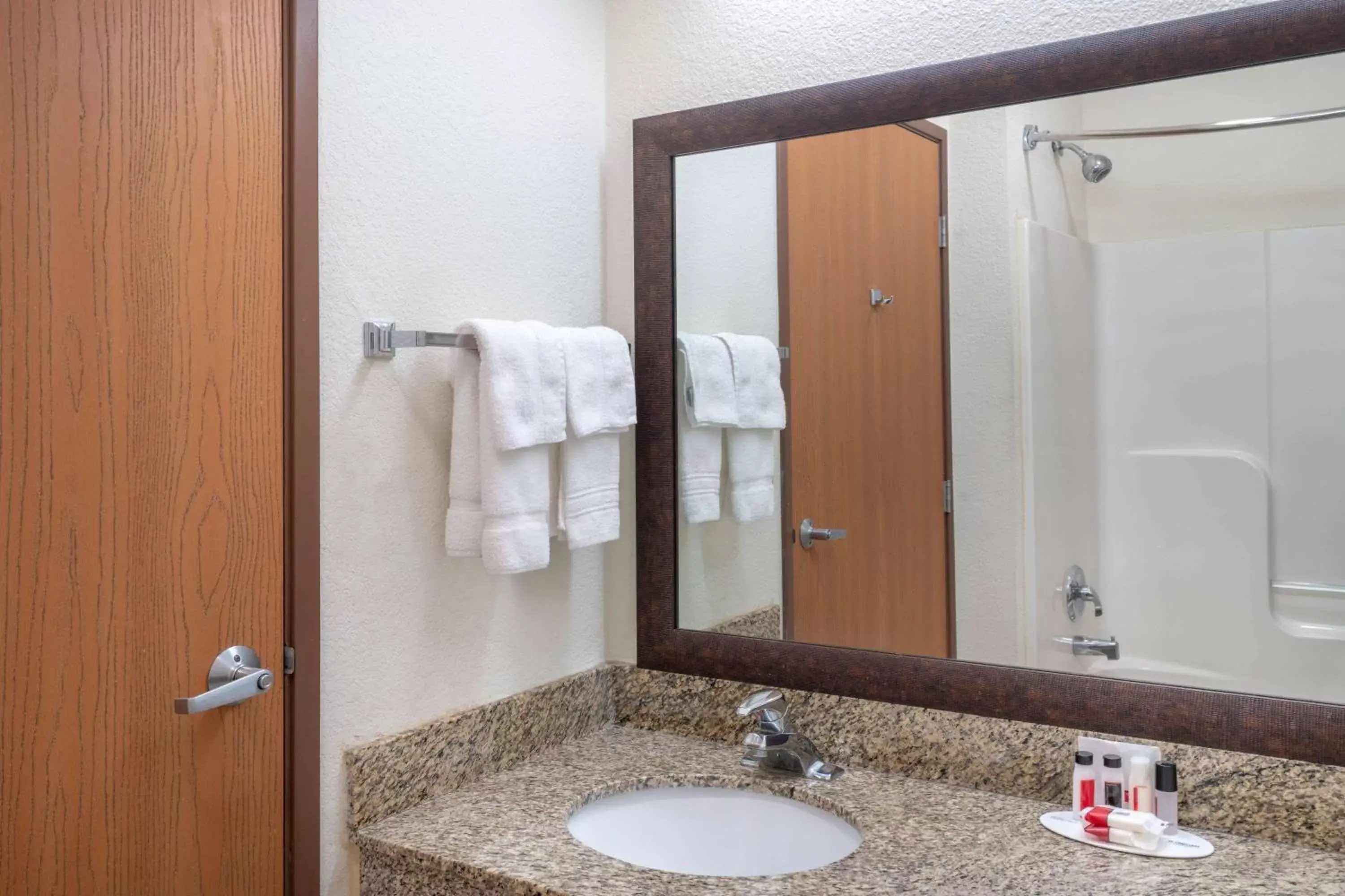 Bathroom in Baymont by Wyndham Albany