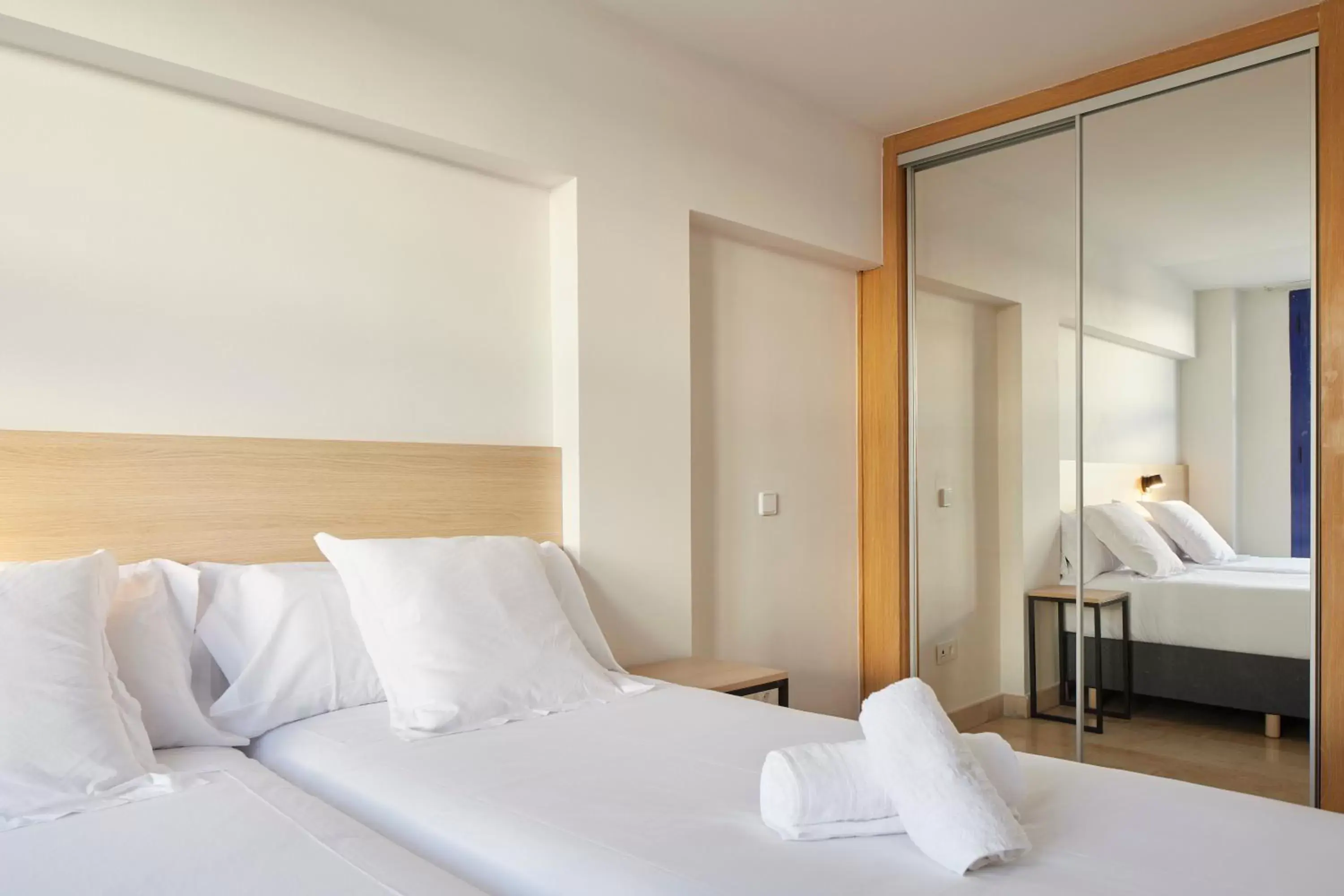 Photo of the whole room, Bed in Hotel Logroño Avda de Madrid 25
