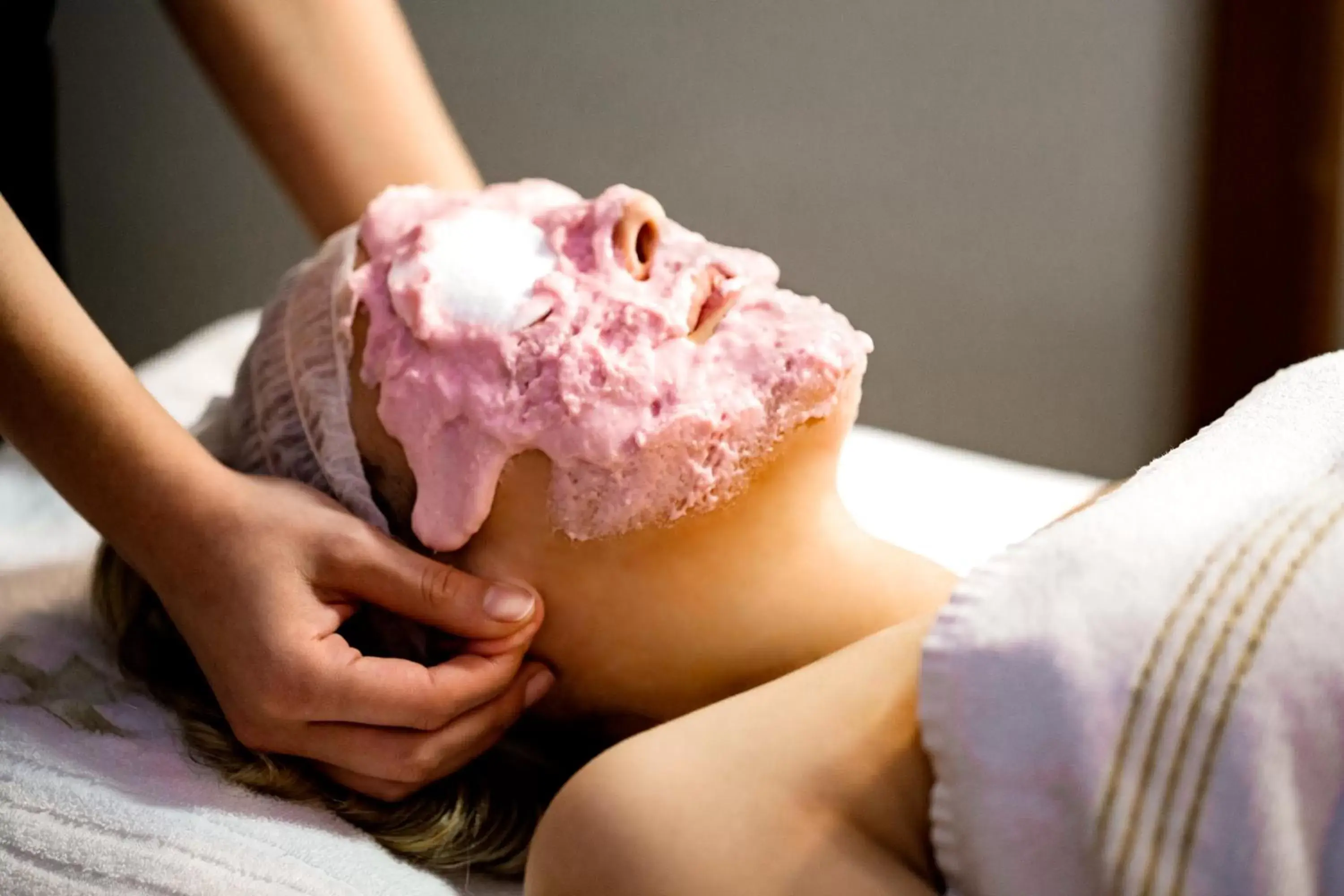 Massage in Hotel Lovere Resort & Spa