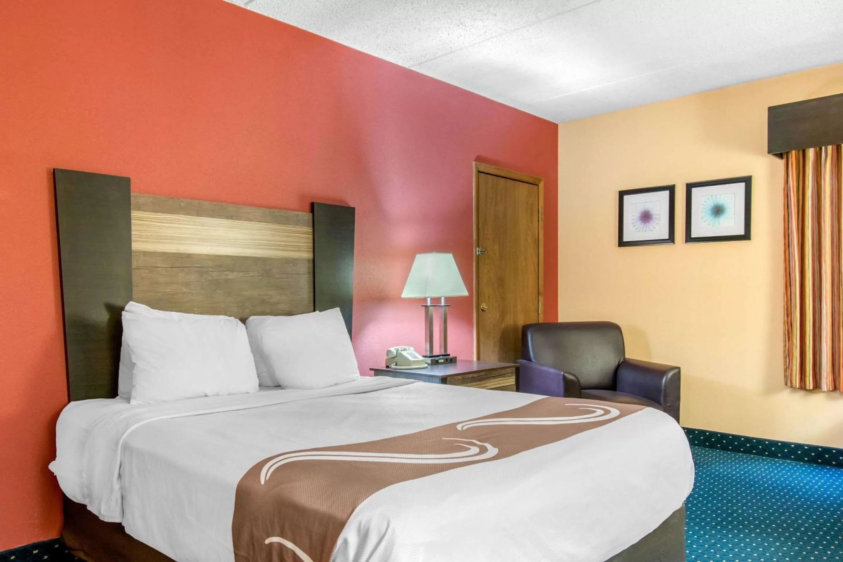 Photo of the whole room in Quality Inn Carlisle South