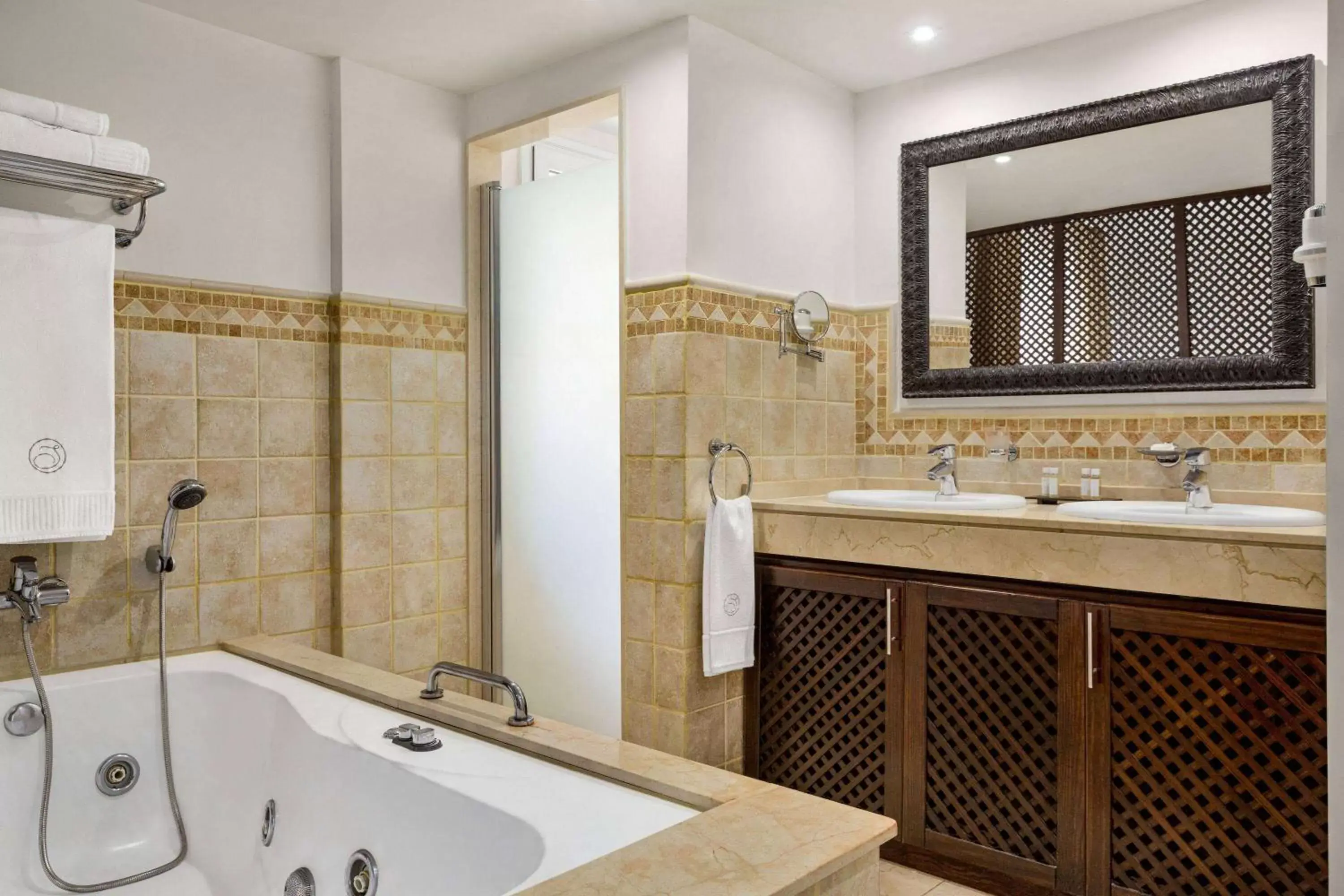 Shower, Bathroom in Wyndham Residences Costa Adeje