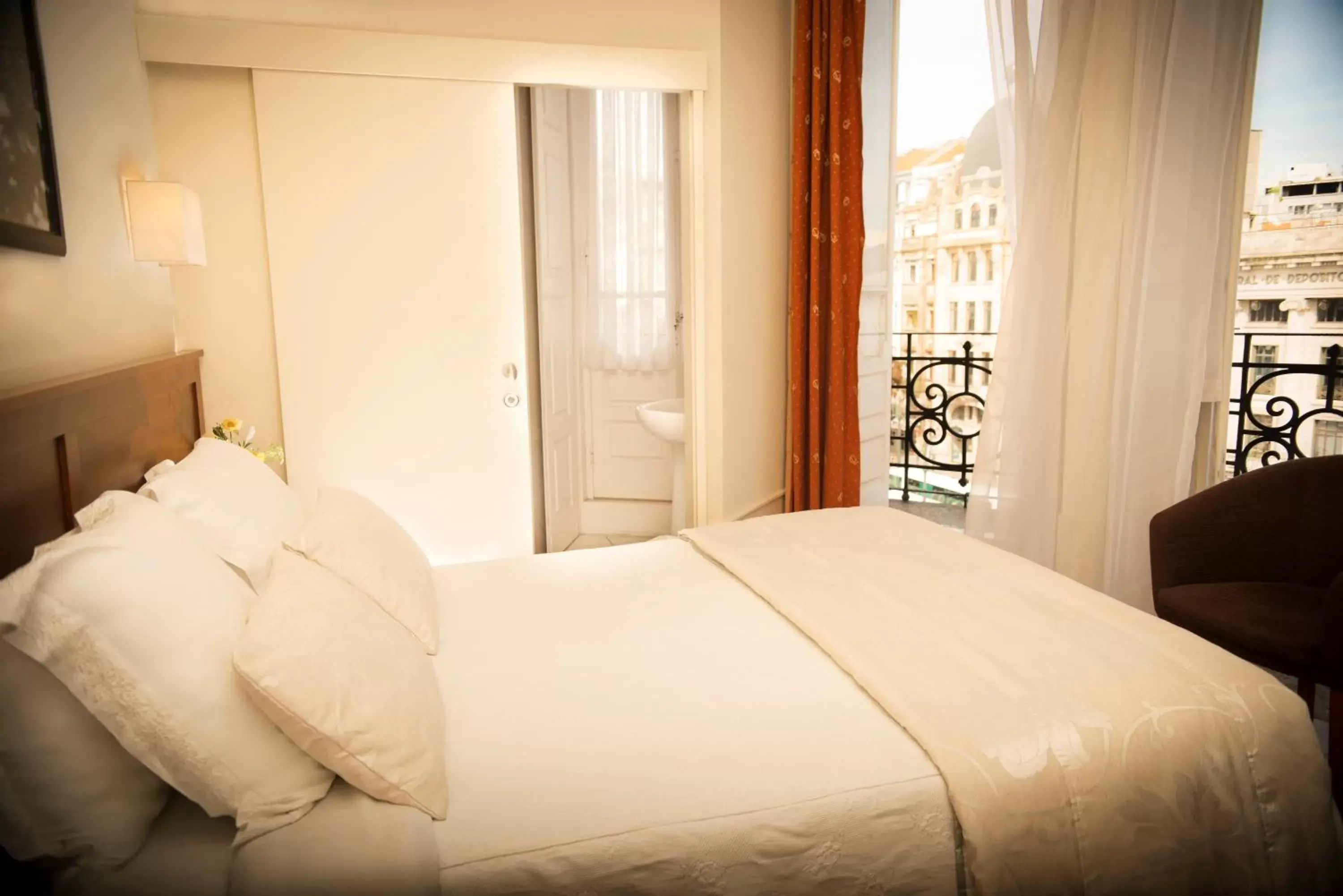 Bed in Hotel Aliados