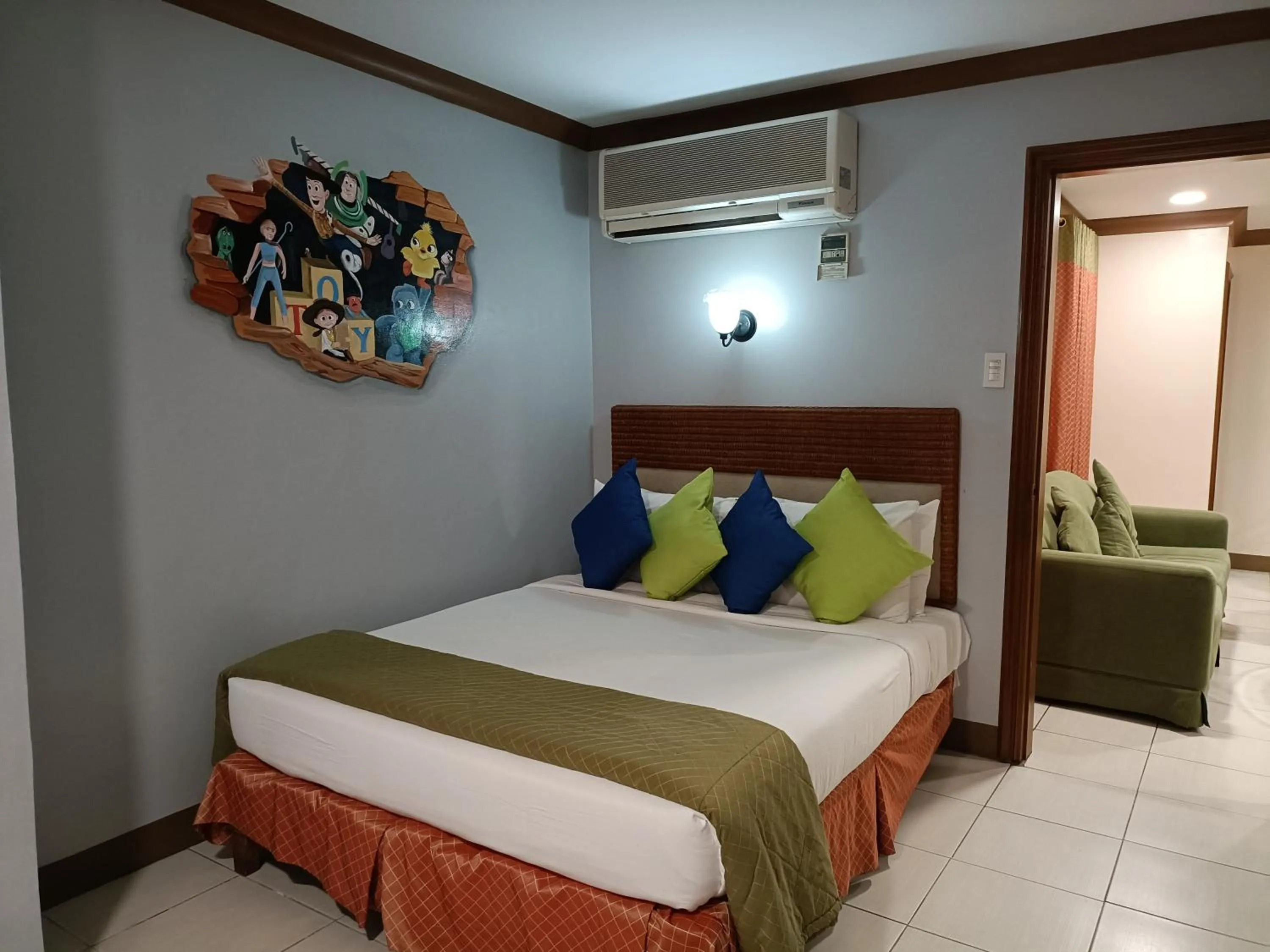 Bed in The Golden Pine Hotel