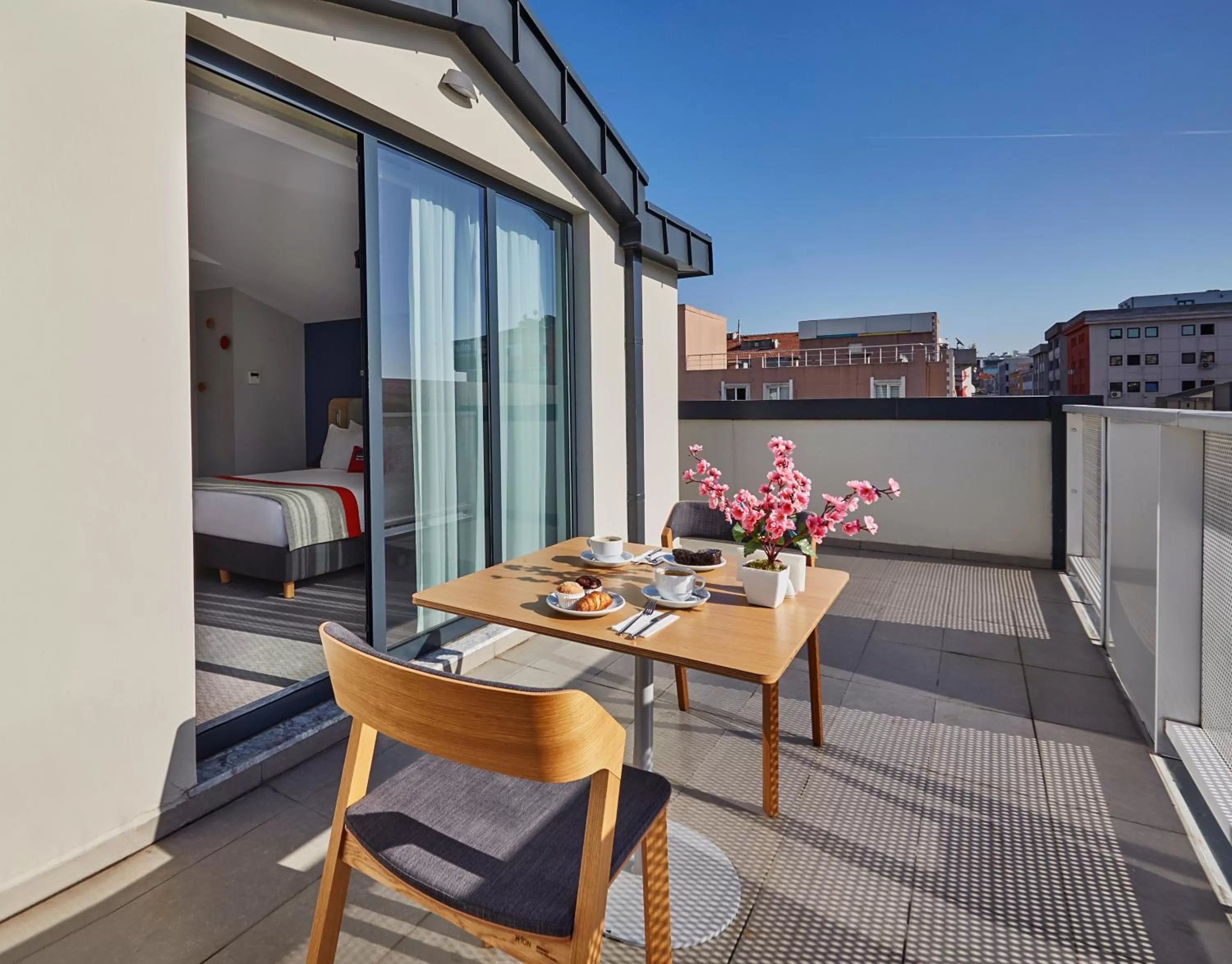 Photo of the whole room in Holiday Inn Express - Istanbul - Atakoy Metro by IHG