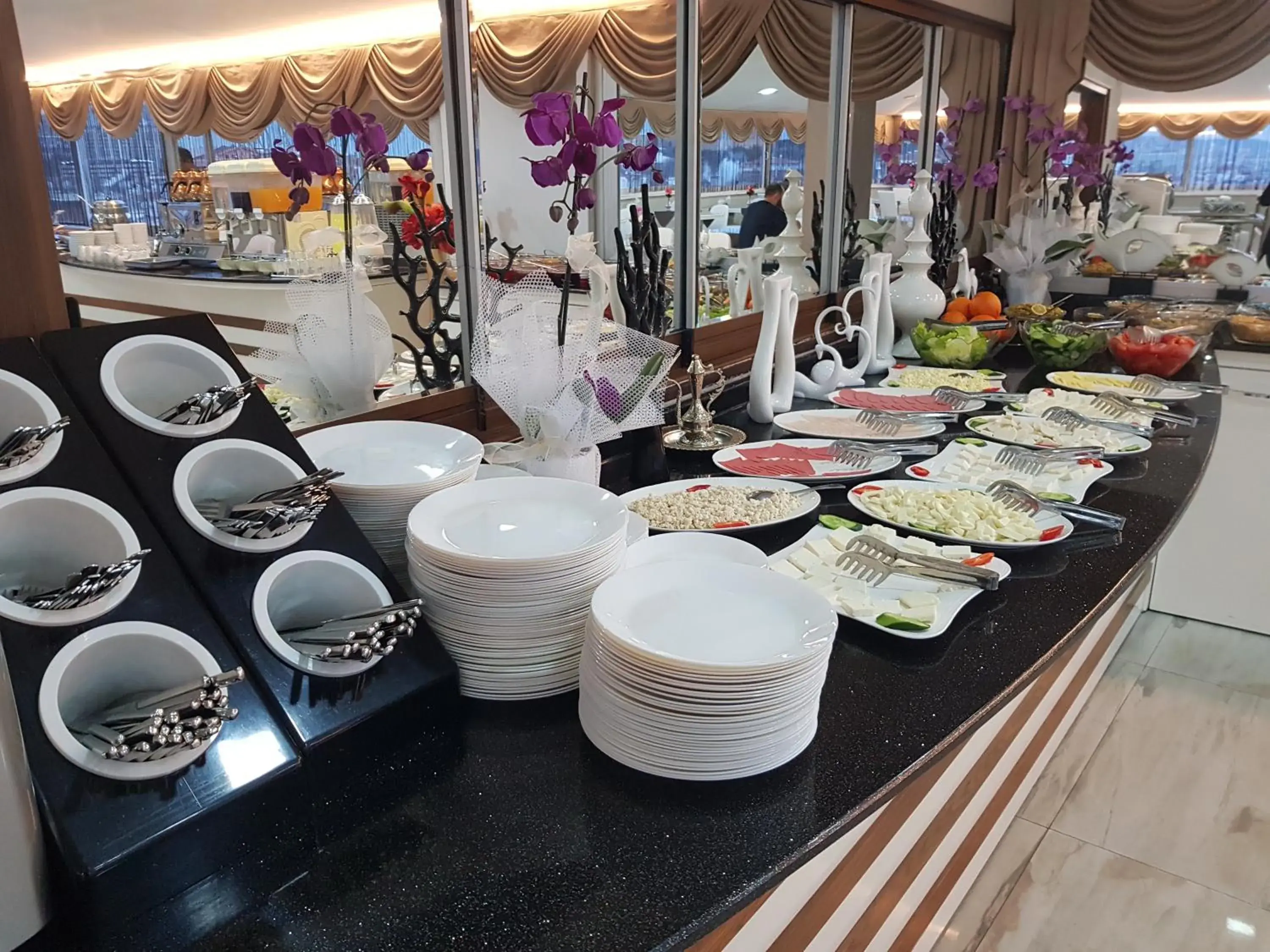 Buffet breakfast in Ismira Hotel Ankara