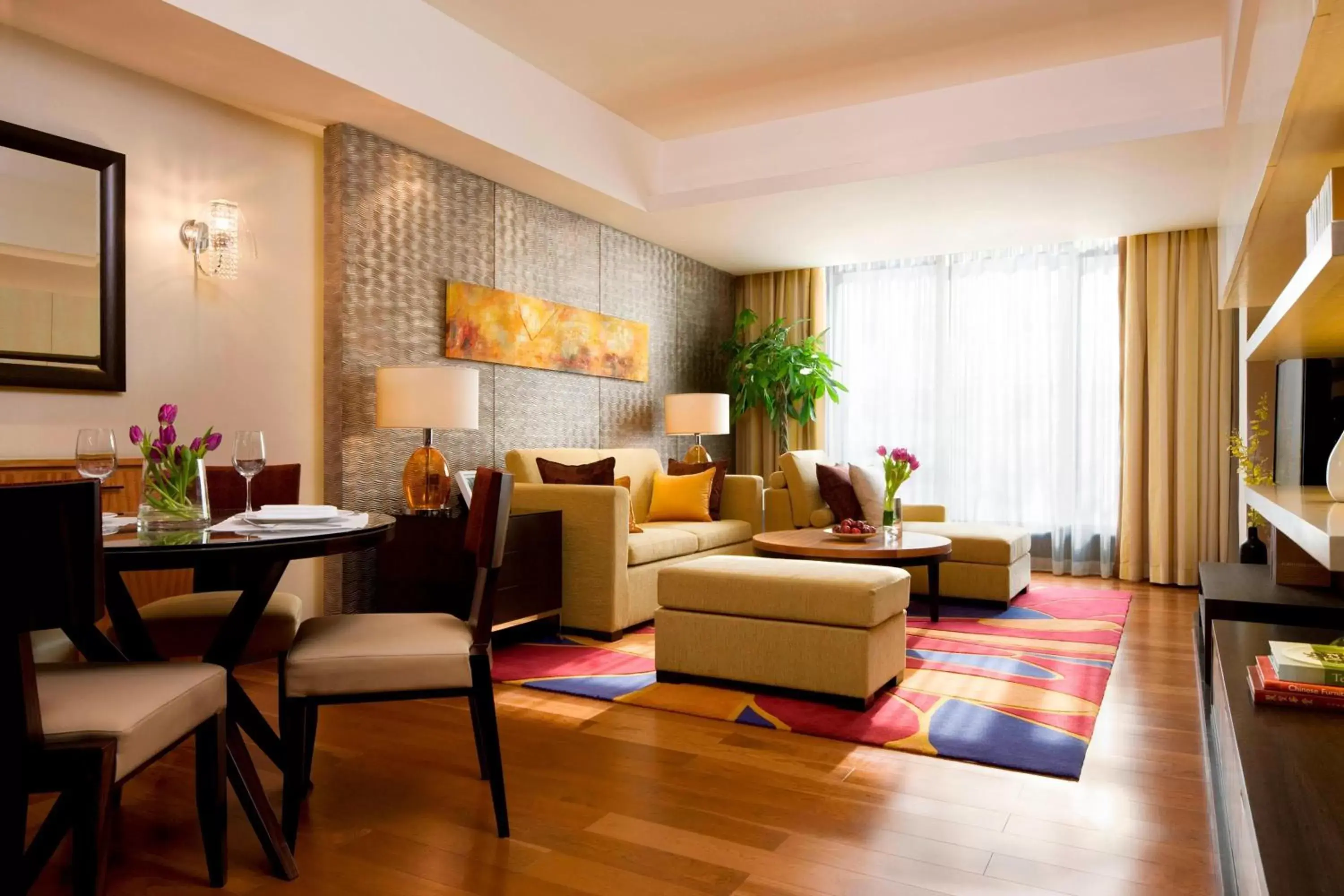 Bedroom, Seating Area in The Sandalwood Beijing Marriott Executive Apartments