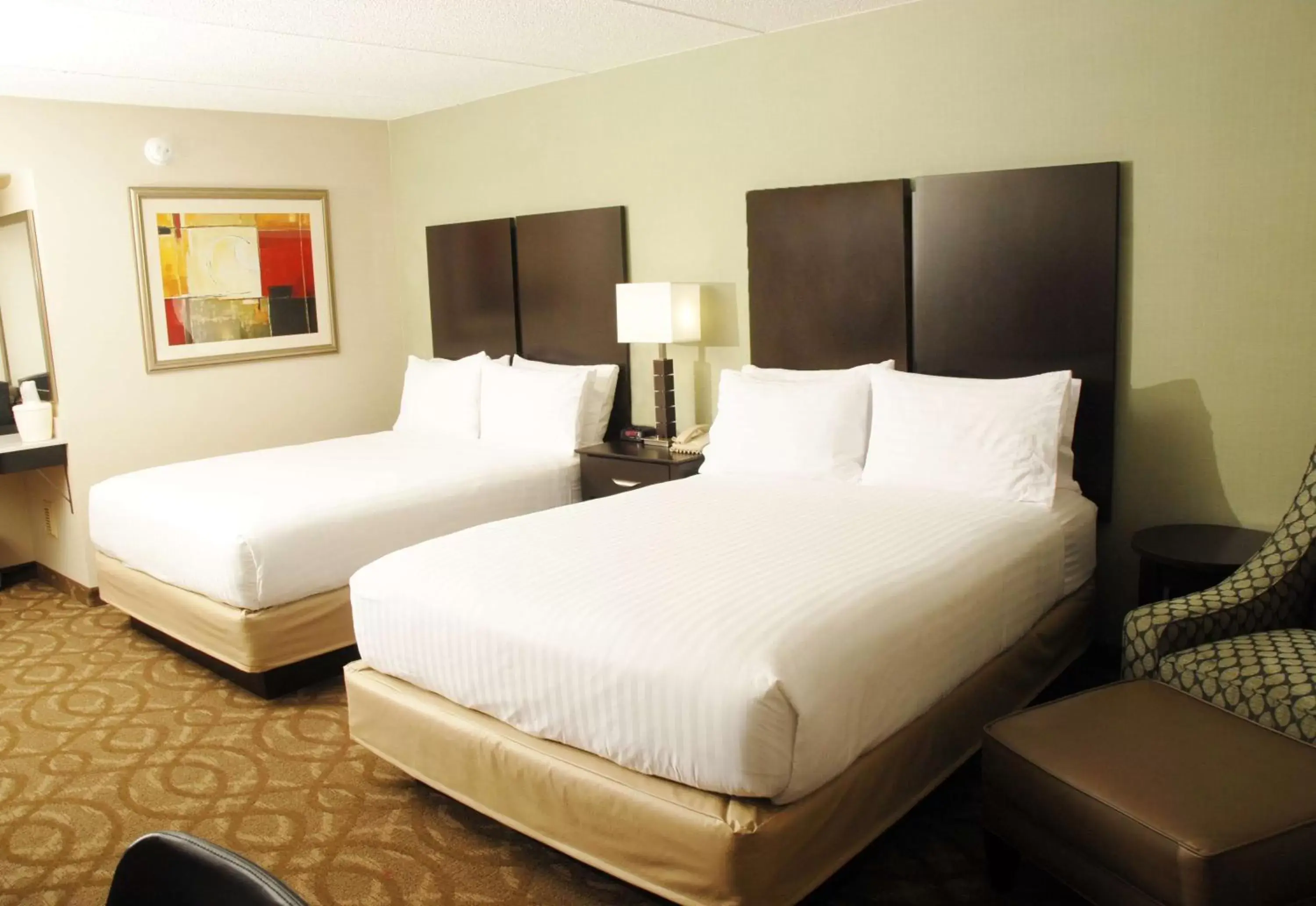 Photo of the whole room, Bed in Best Western Okemos/East Lansing Hotel & Suites