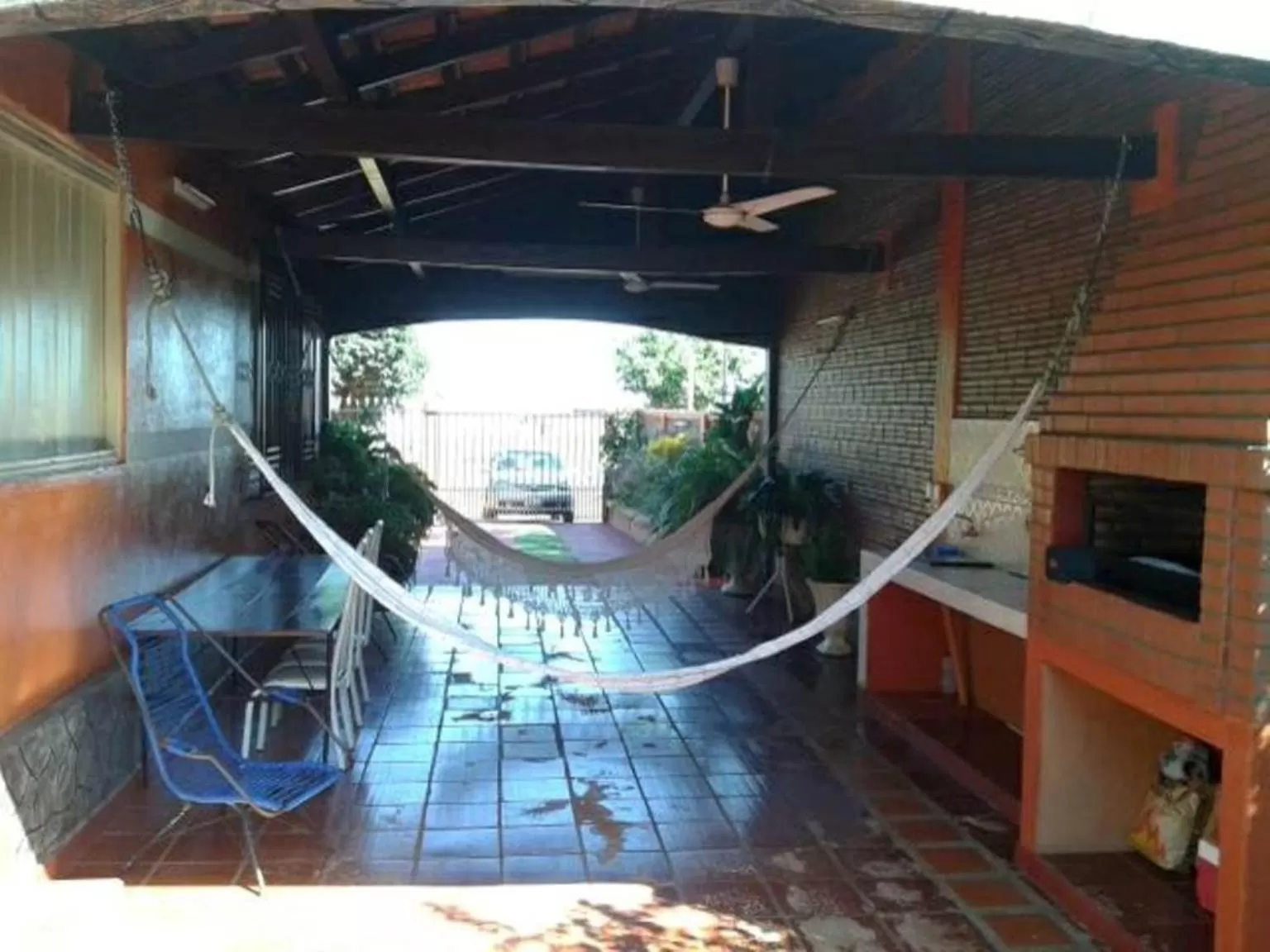 Posada Basiliza, Encarnación PY