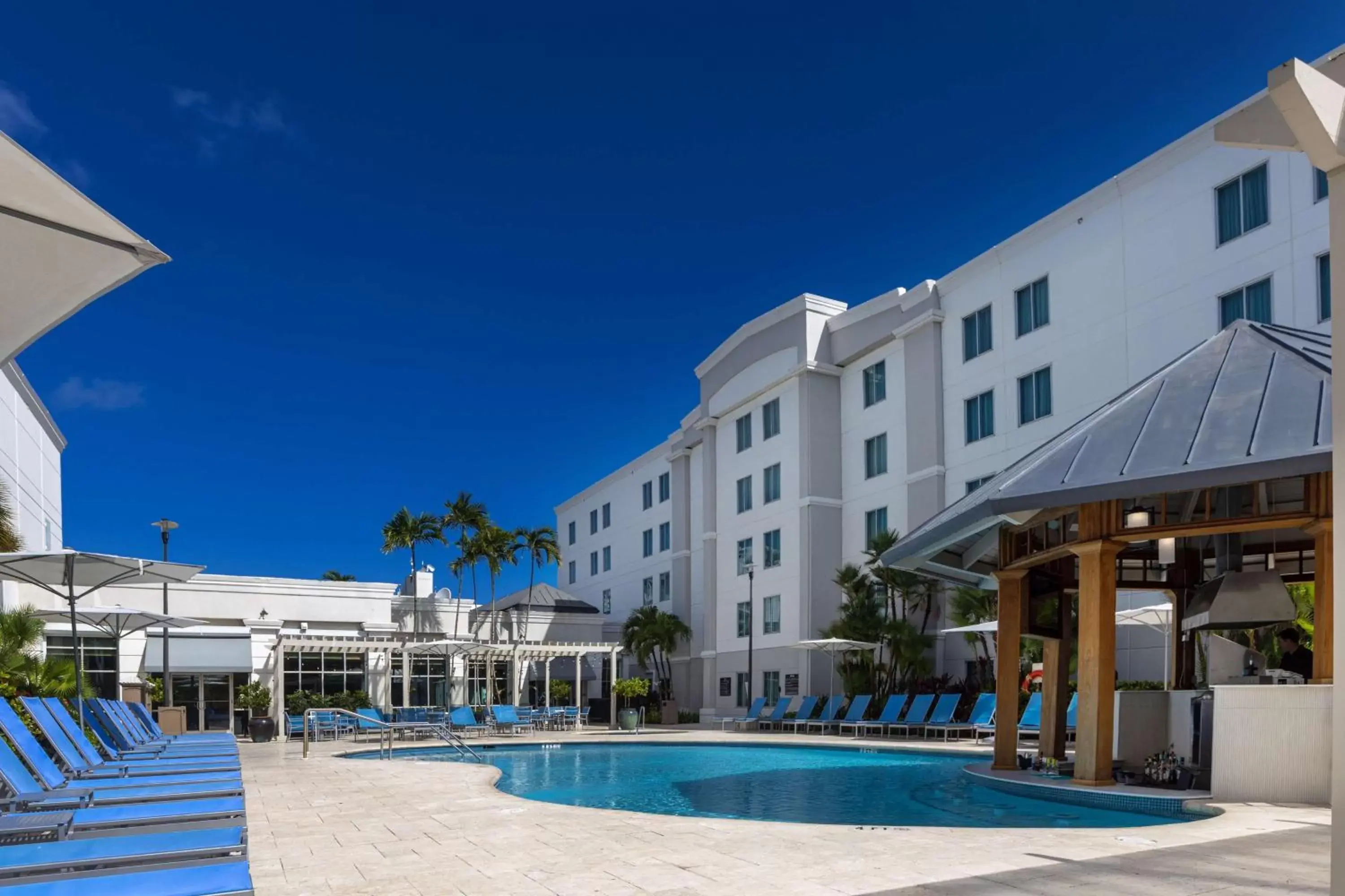 Pool view, Swimming Pool in Hampton Inn & Suites San Juan