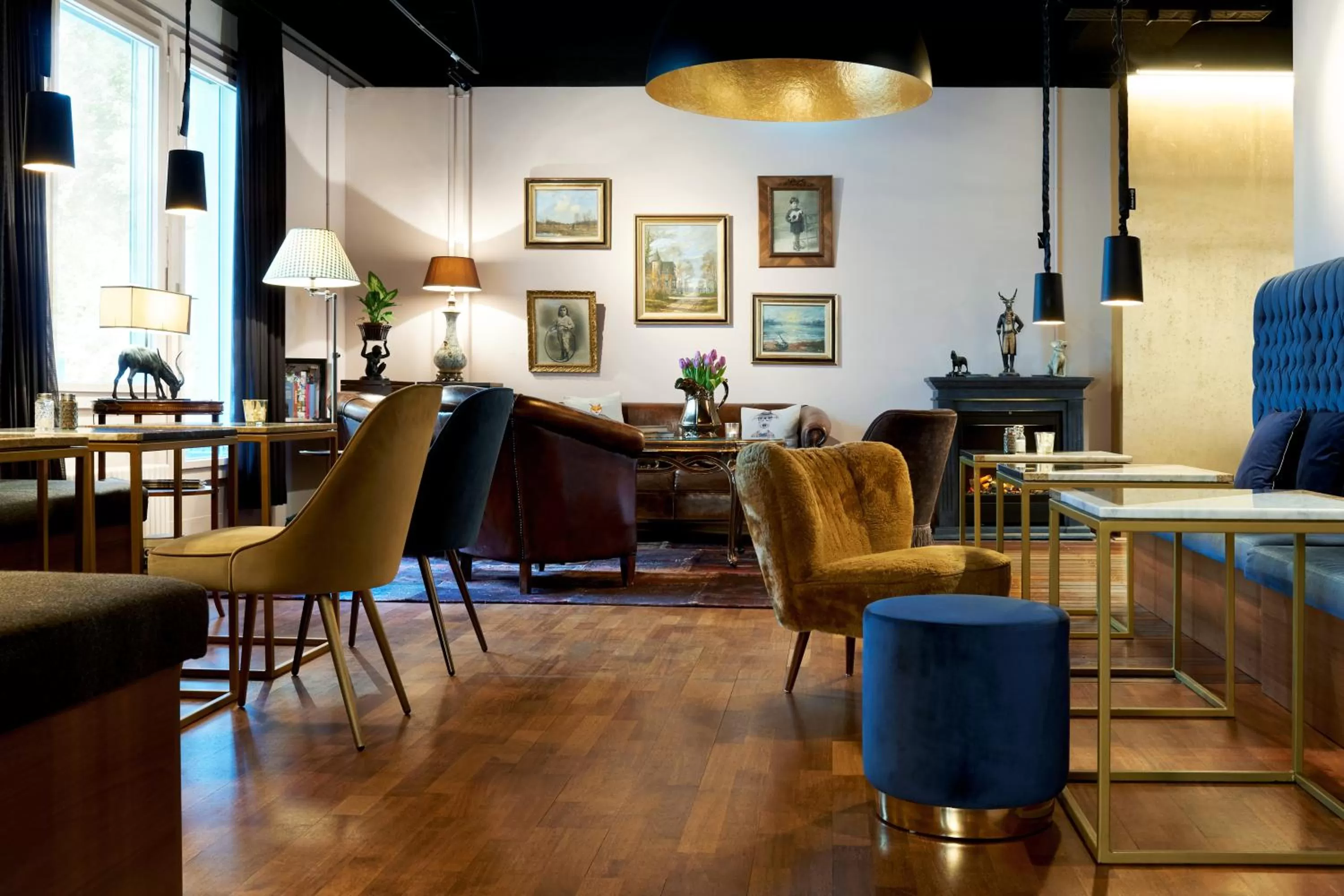 Restaurant/places to eat in Townhouse Boutique Hotel