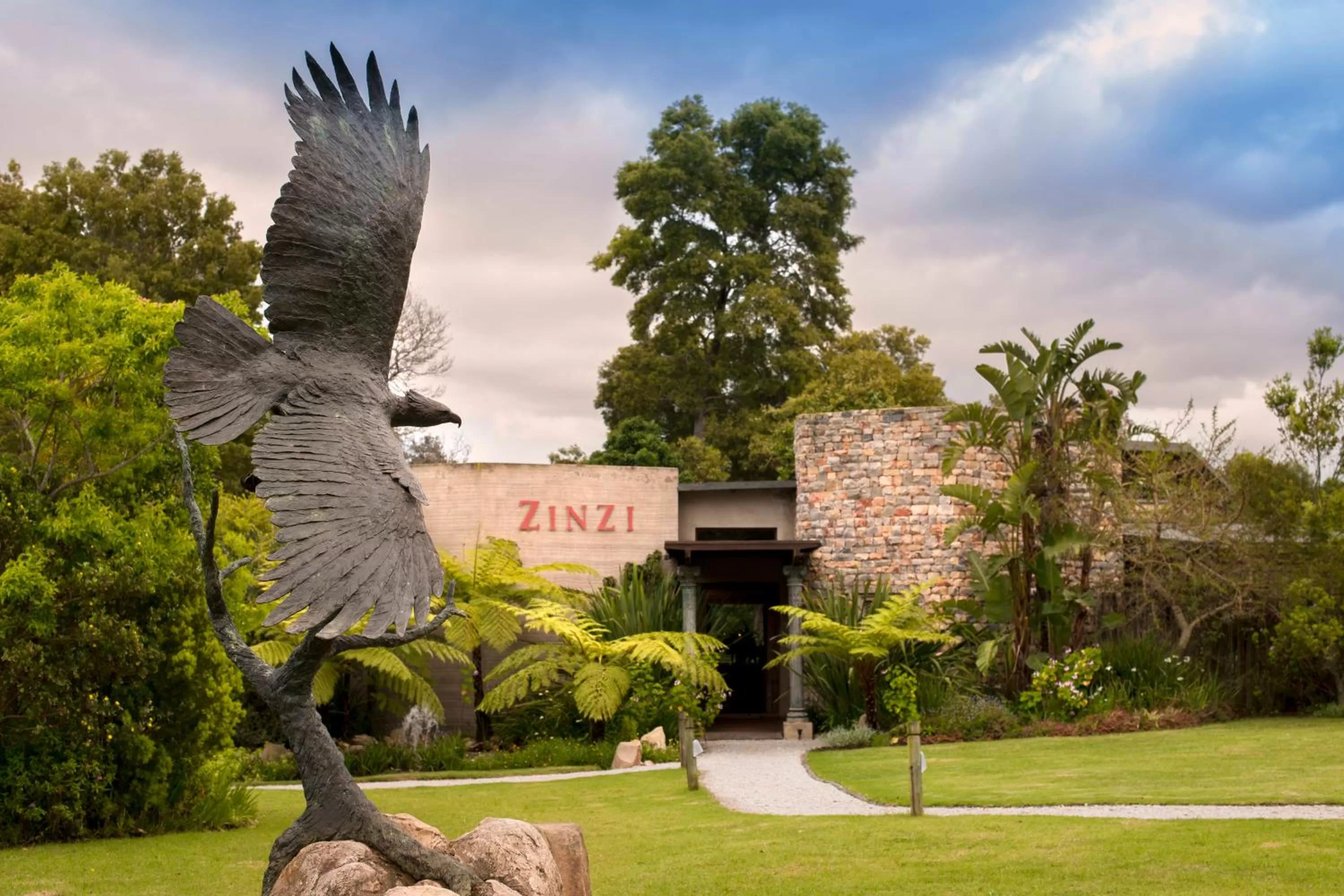 Restaurant/places to eat in Tsala Treetop Lodge