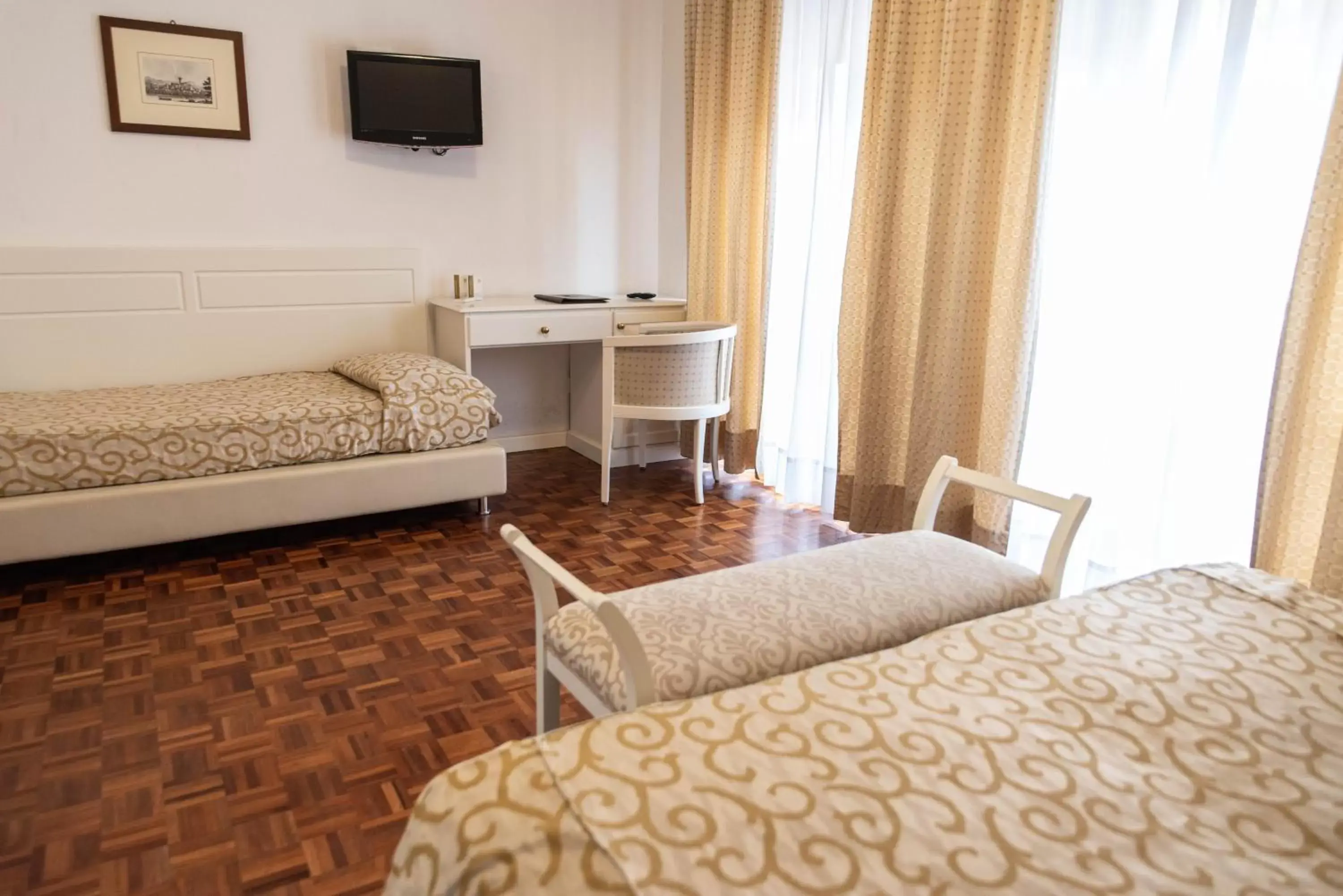 Bedroom, Bed in Grand Hotel Duomo